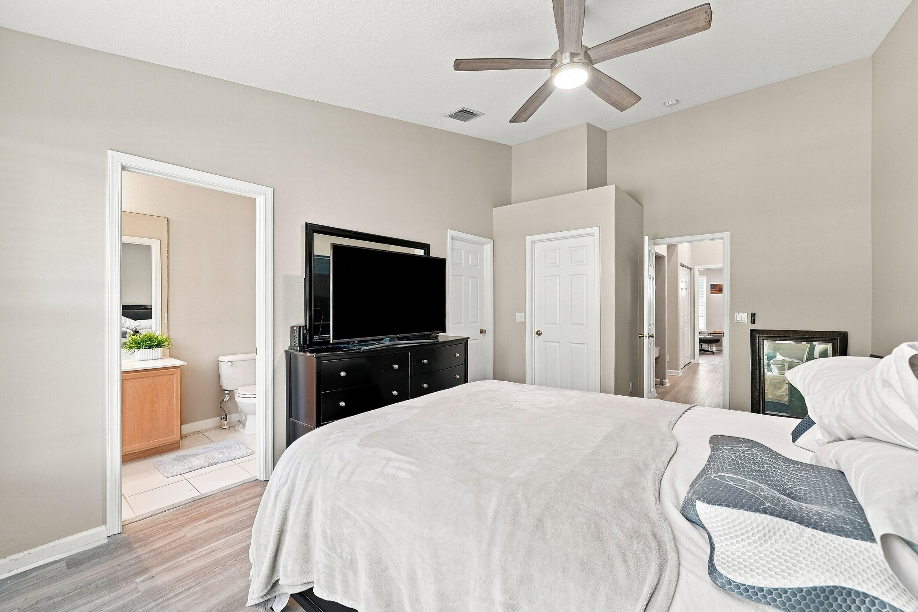 9989 Porta Leona Lane Property Photo 29