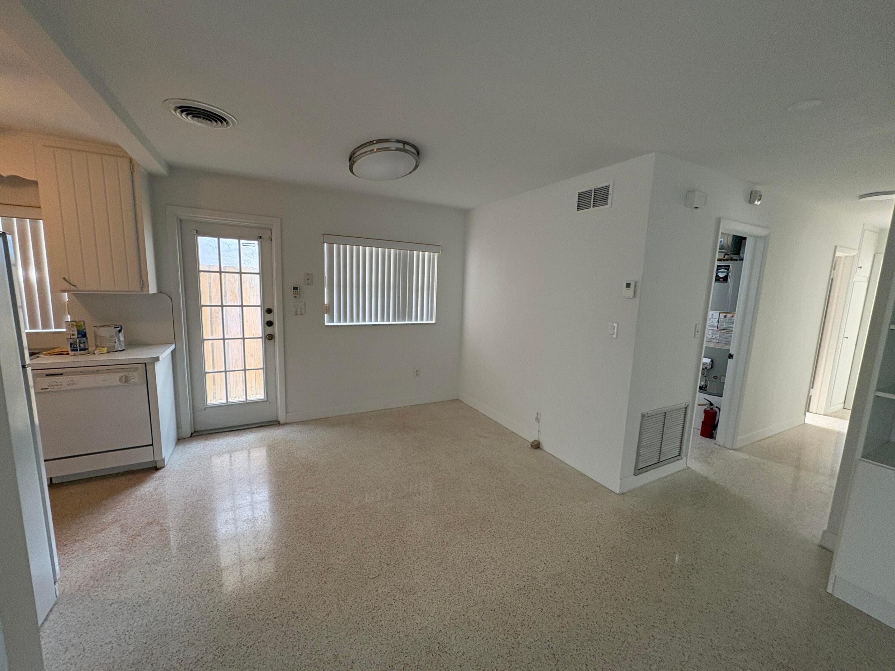 1923 Adams Street Property Photo 6