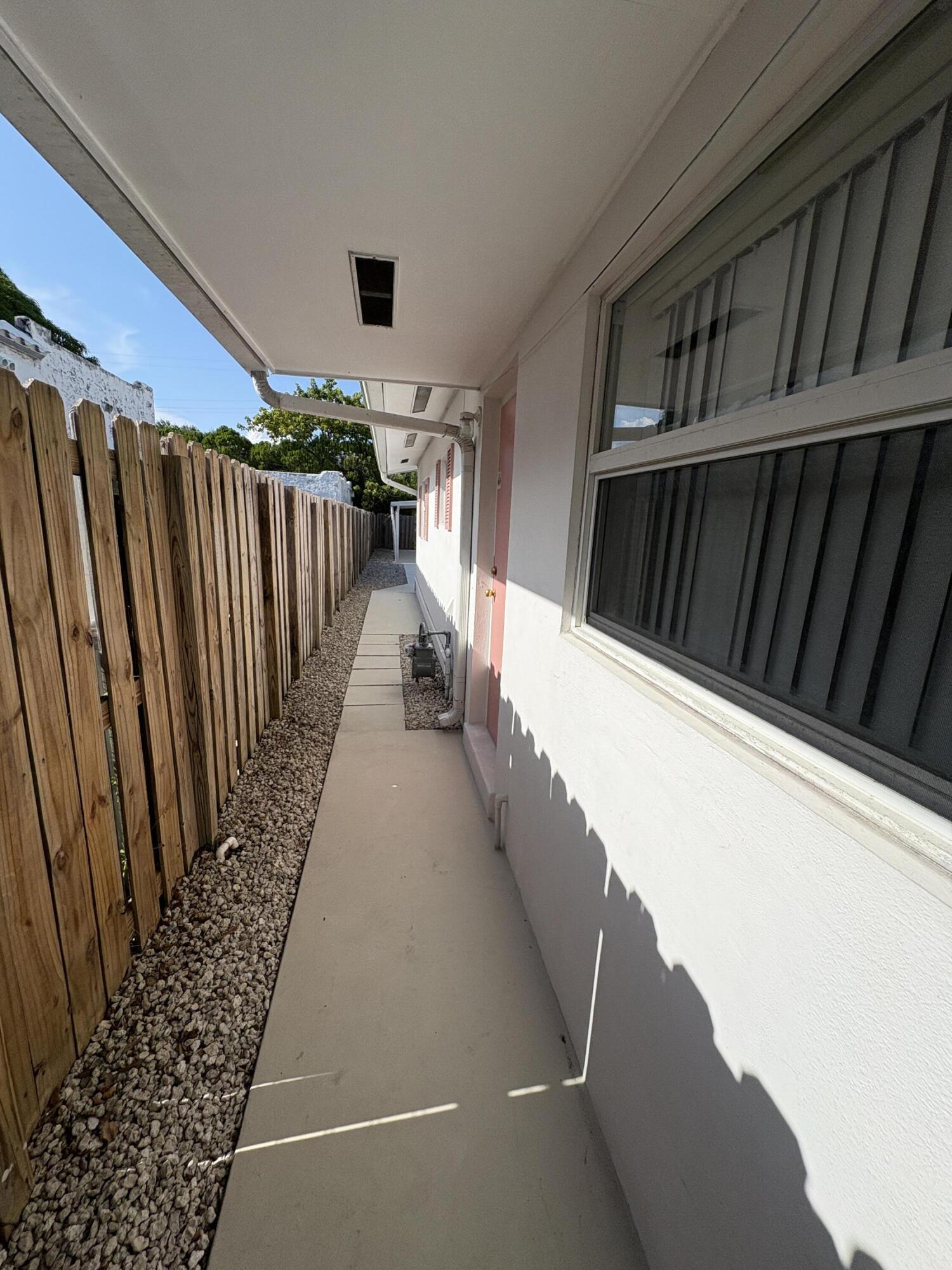 1923 Adams Street Property Photo 23