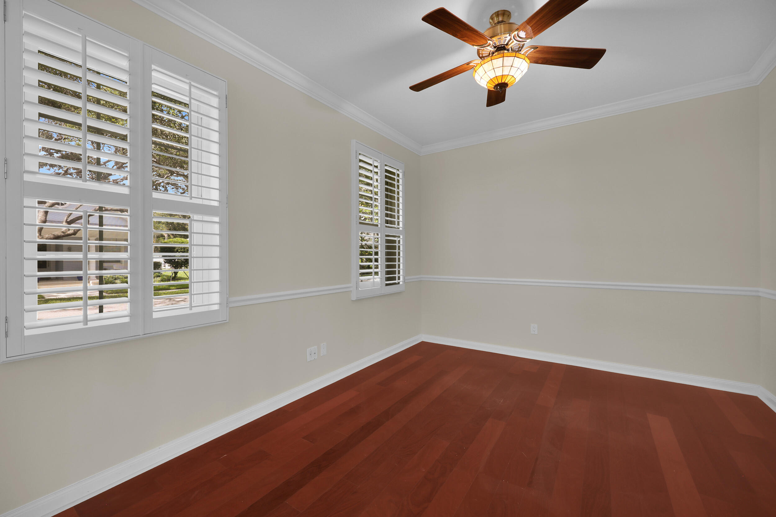 325 Sweet Bay Circle Property Photo 13