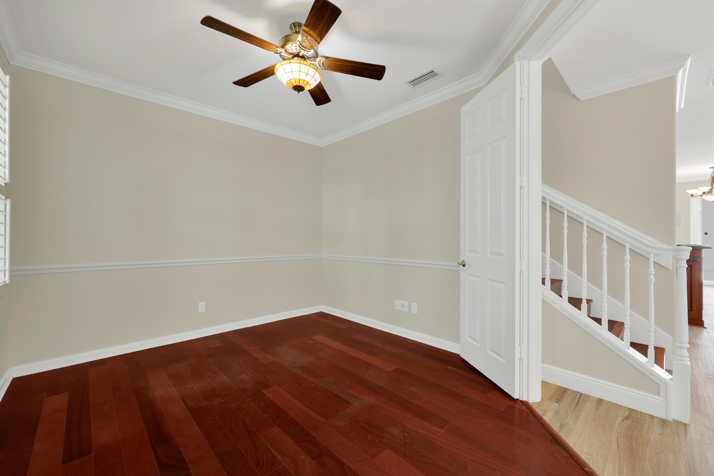 325 Sweet Bay Circle Property Photo 15