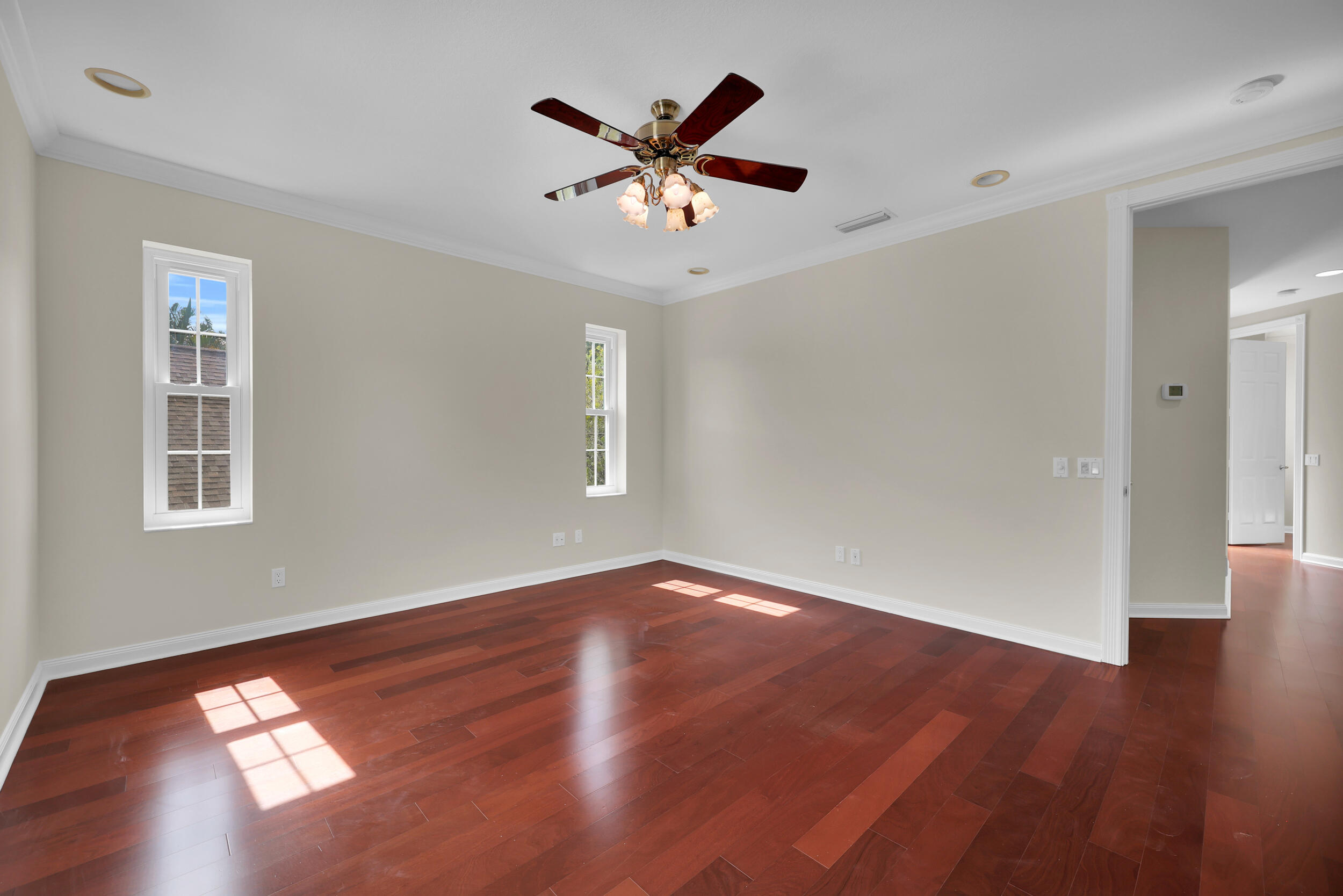 325 Sweet Bay Circle Property Photo 19