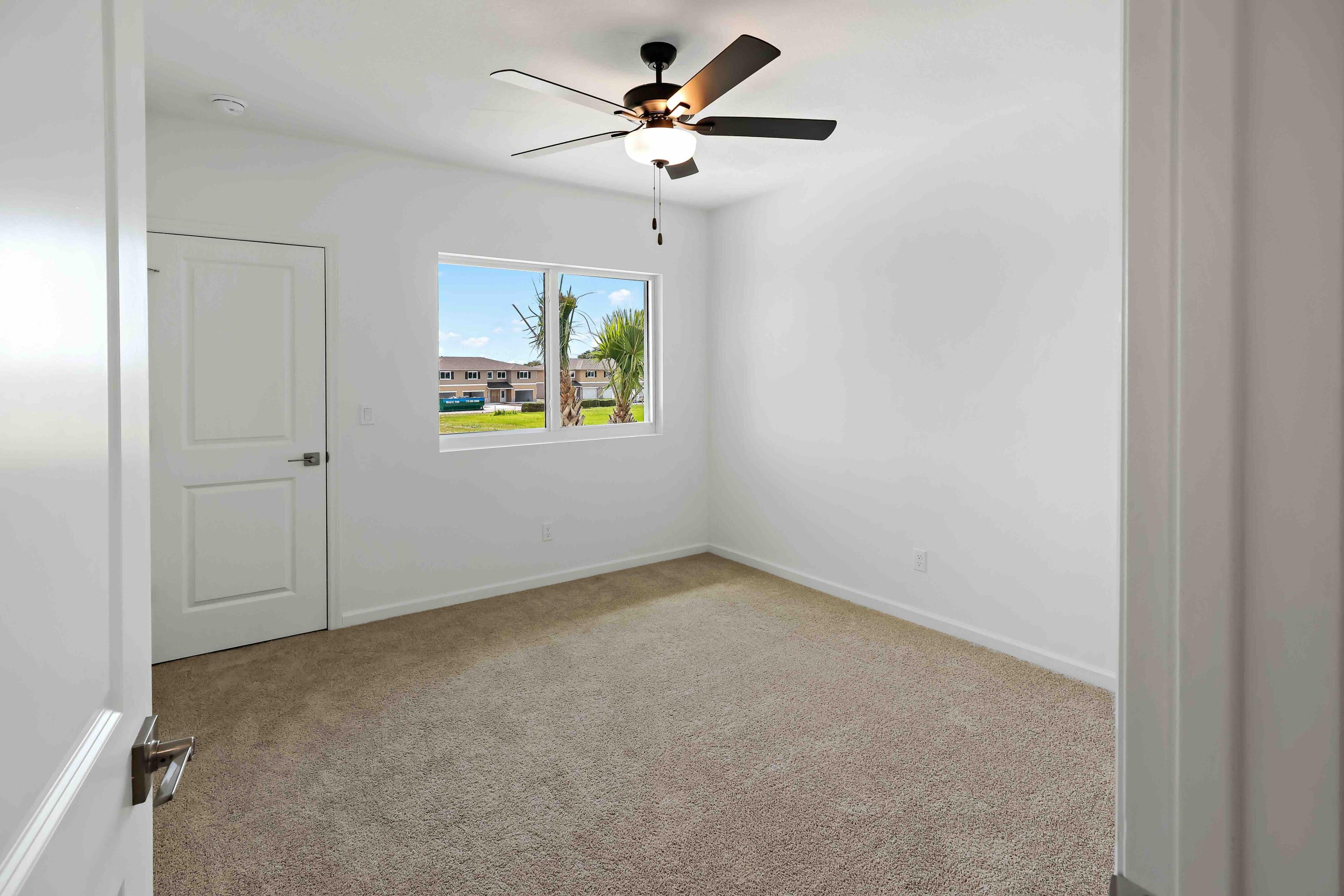 1858 Joyful Circle Property Photo 13