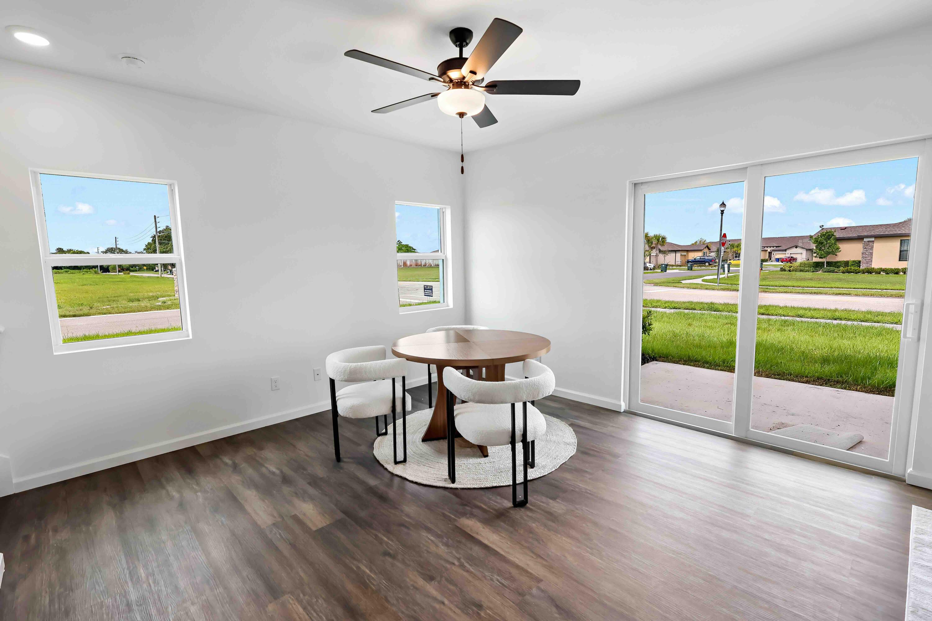 1858 Joyful Circle Property Photo 28