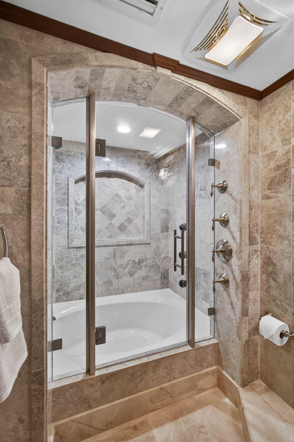 3400 N Ocean Drive Ph Property Photo 50