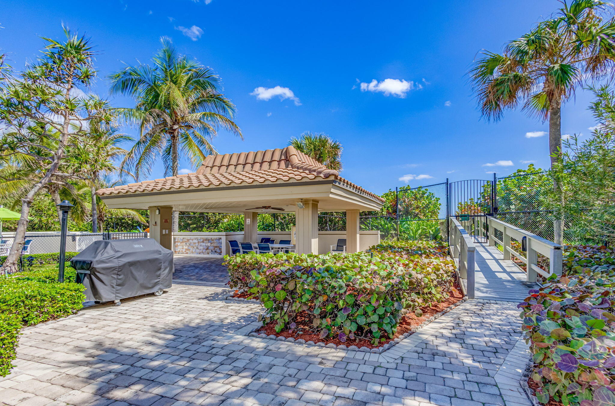 3400 N Ocean Drive Ph Property Photo 95