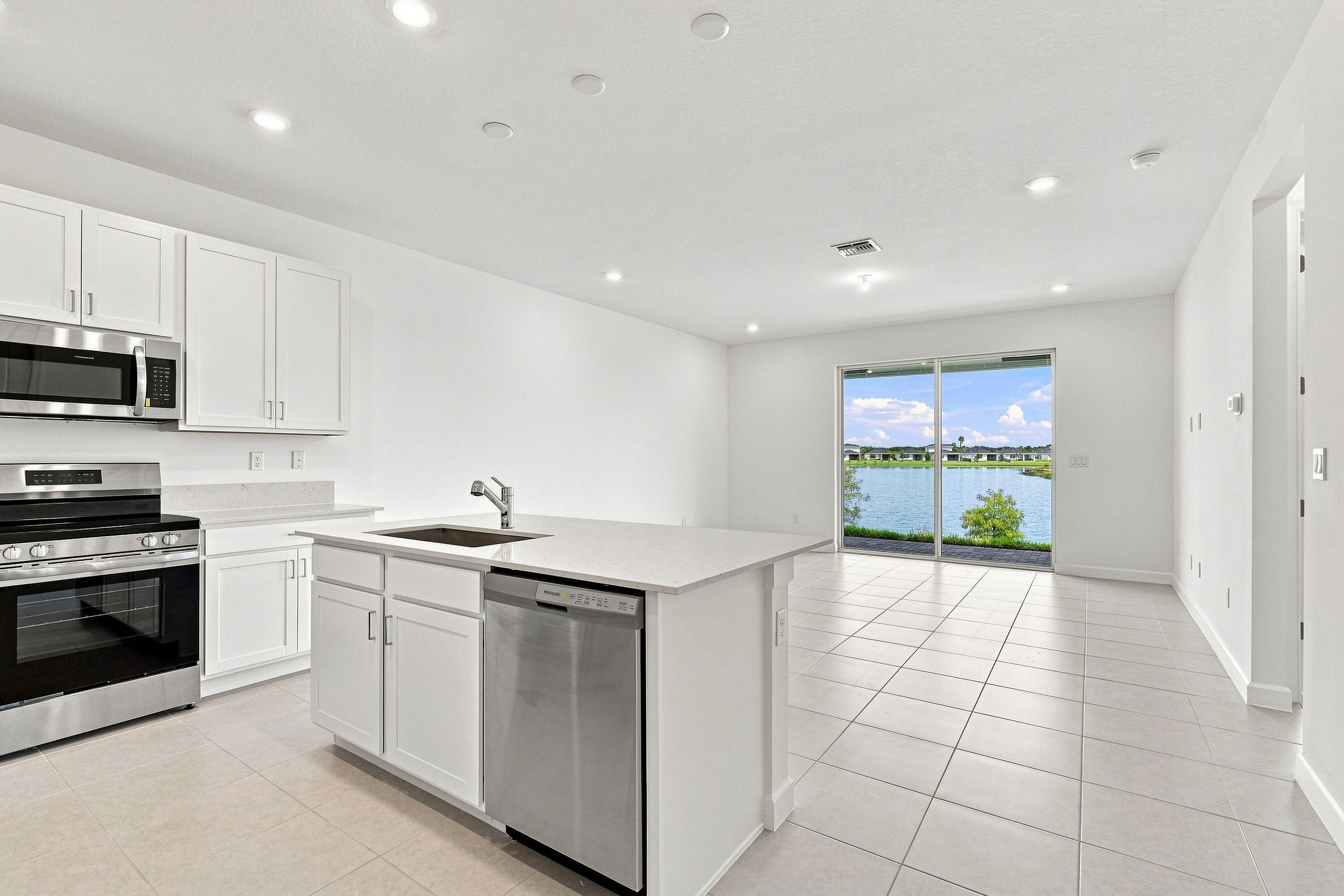 3556 Spanish Cedar Place Property Photo 4