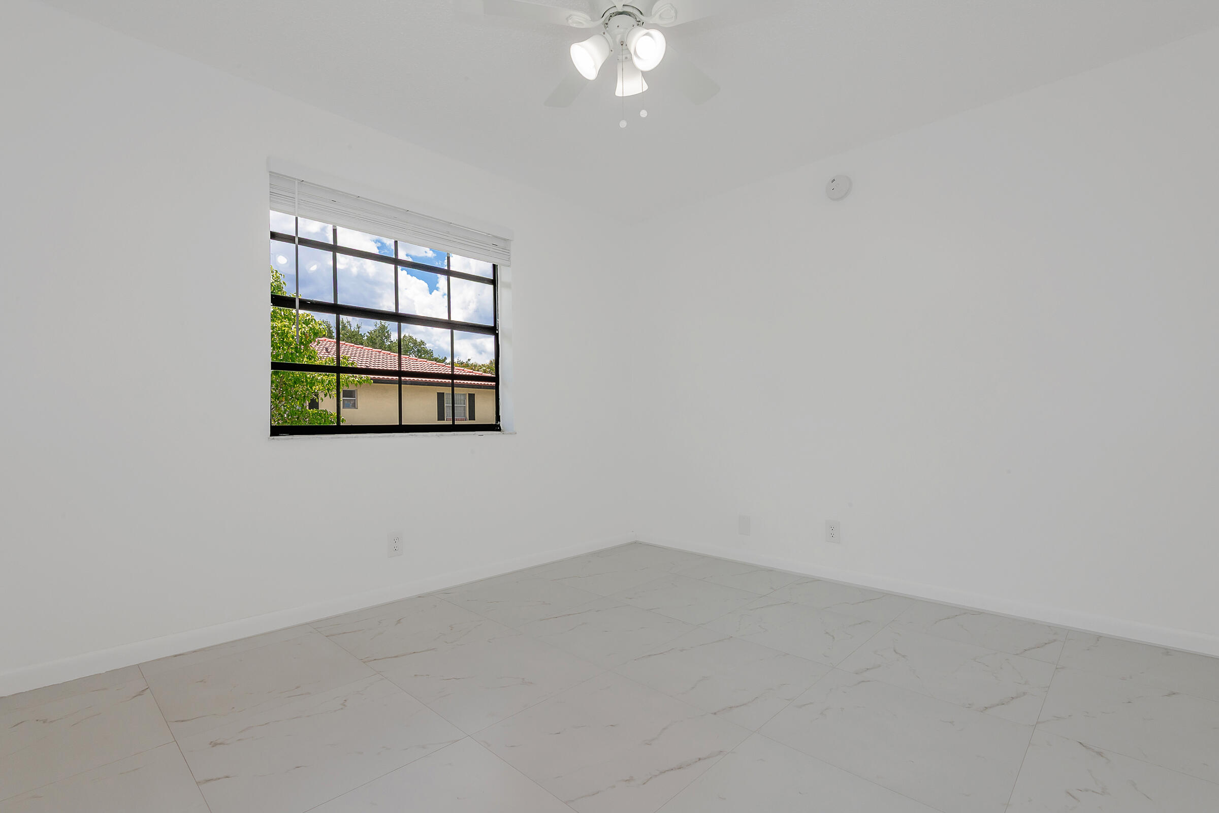 10675 Royal Palm Boulevard Property Photo 25