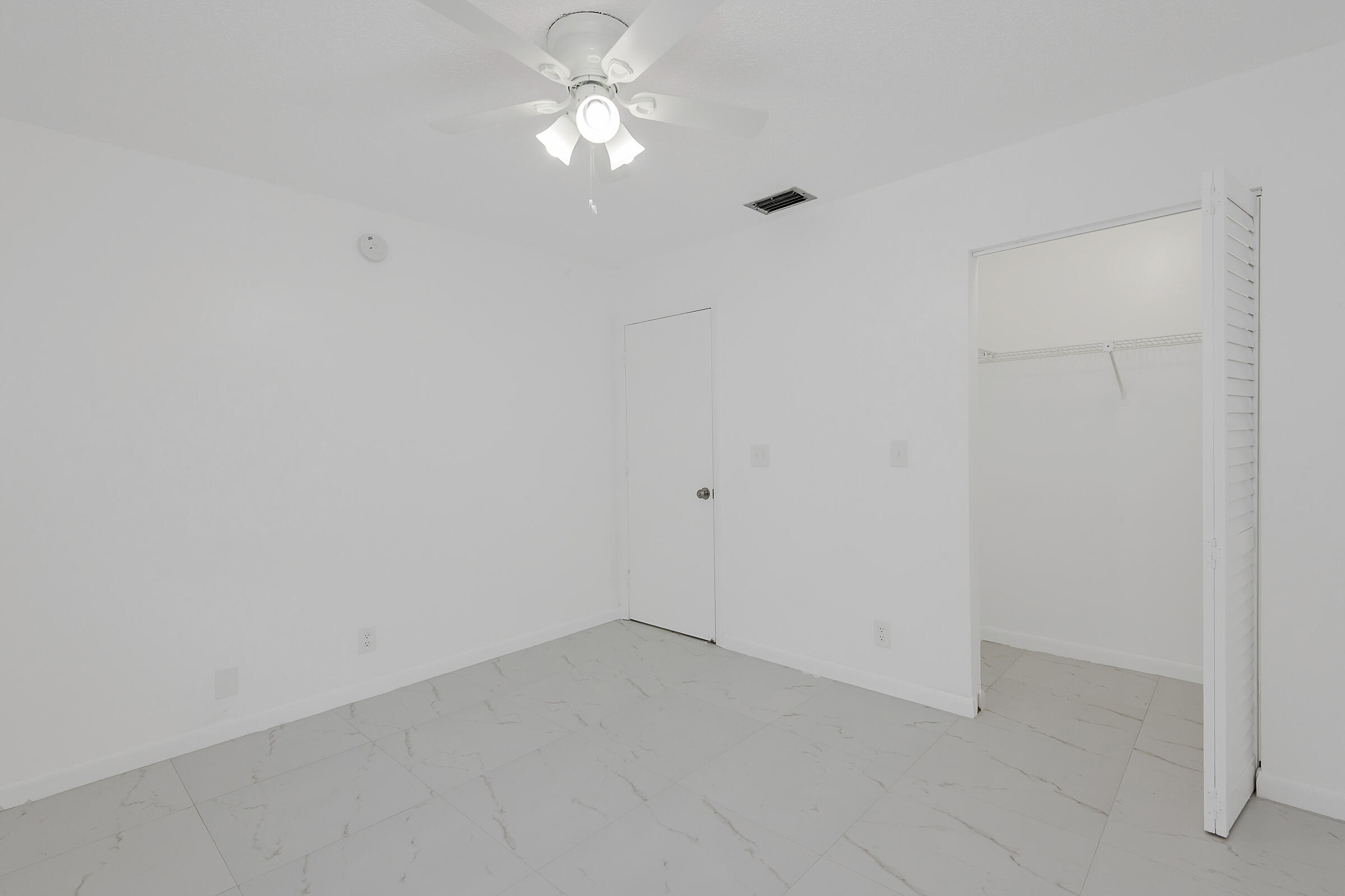 10675 Royal Palm Boulevard Property Photo 27