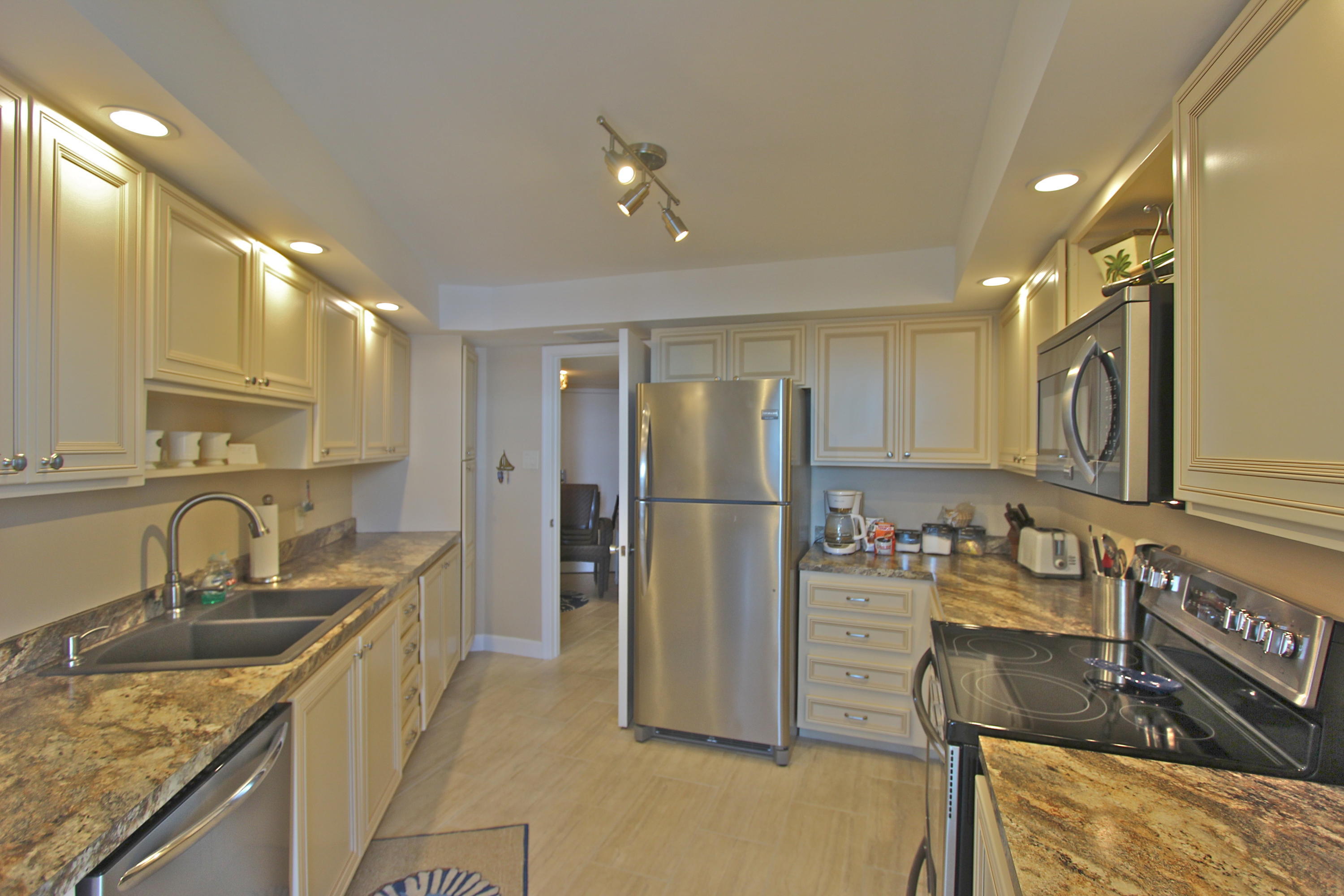 5420 N Ocean Avenue 1006 Property Photo 22