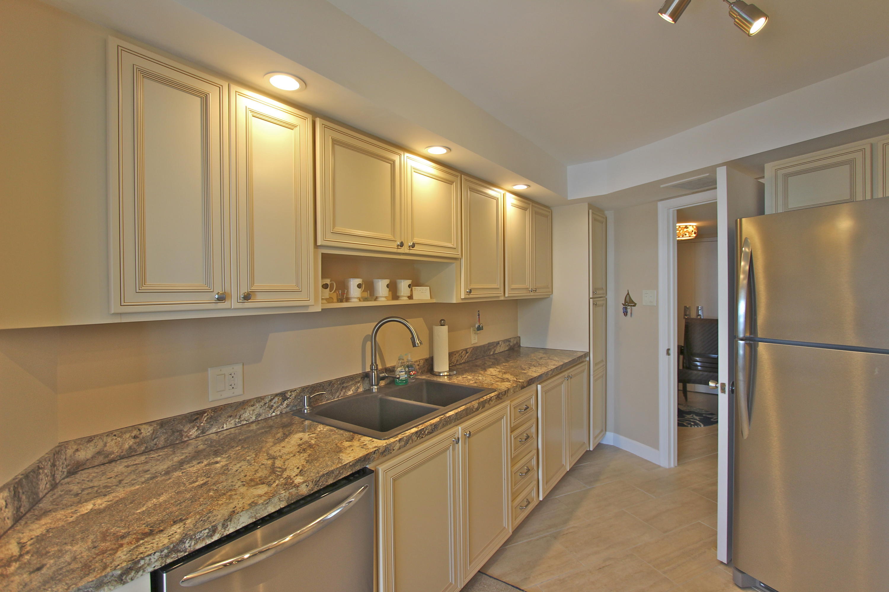 5420 N Ocean Avenue 1006 Property Photo 23