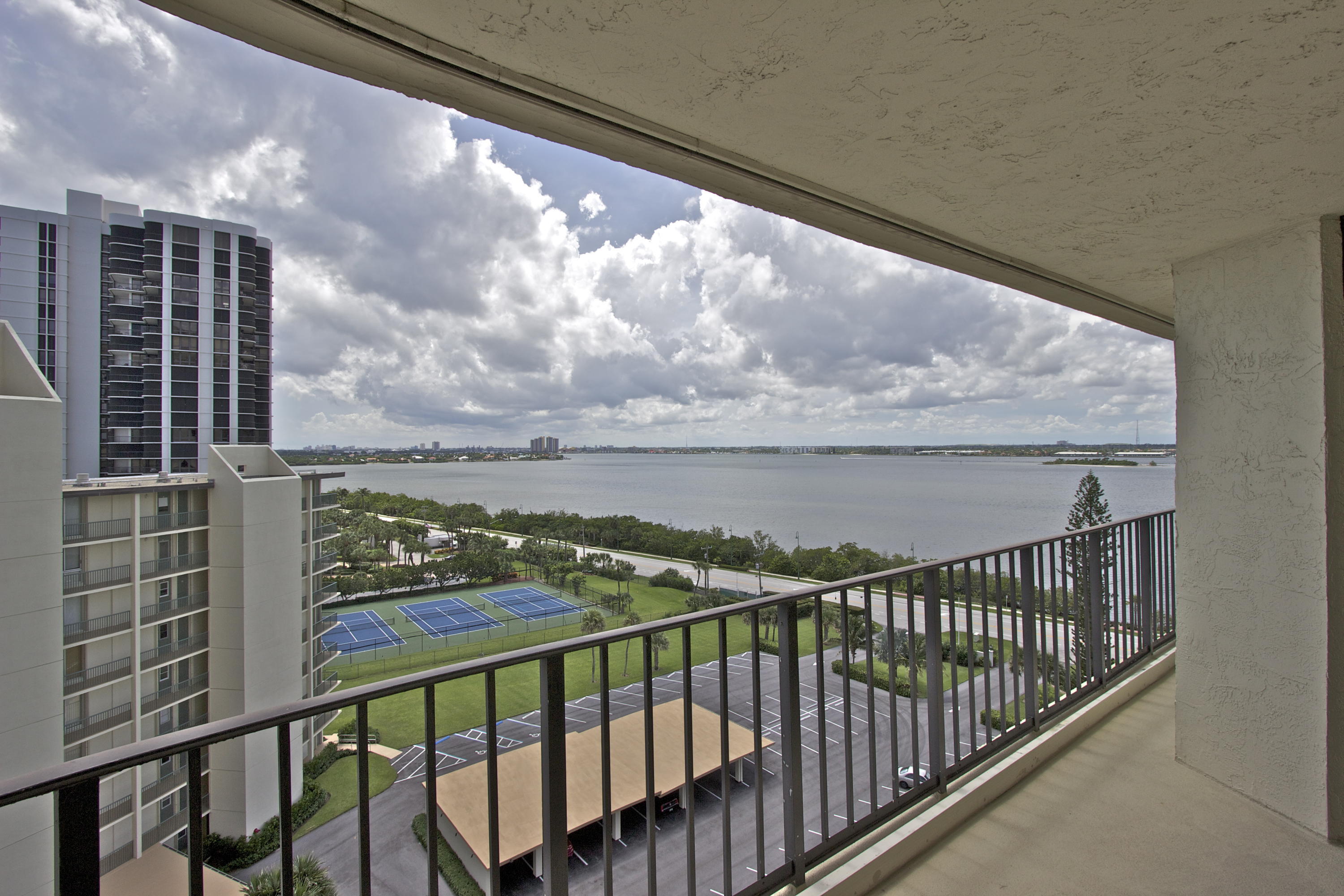 5420 N Ocean Avenue 1006 Property Photo 30