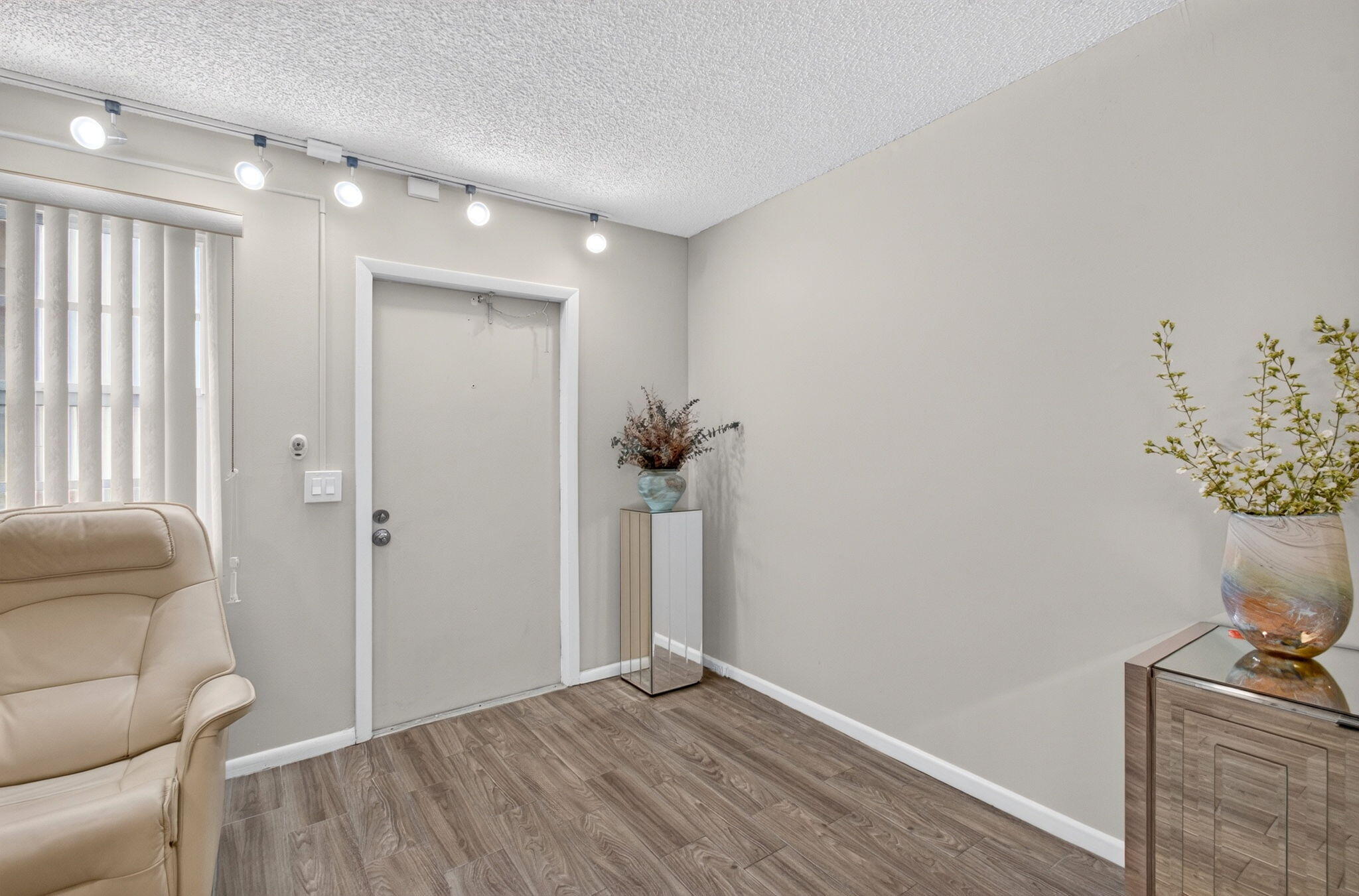 3030 Wolverton B Property Photo 2