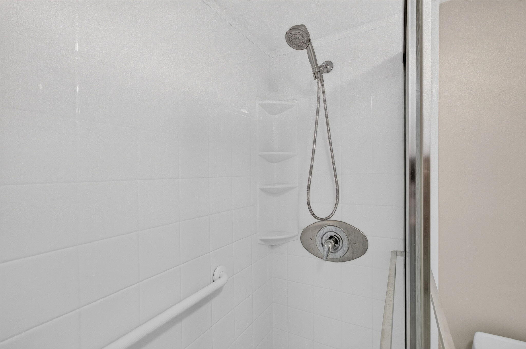 3030 Wolverton B Property Photo 20