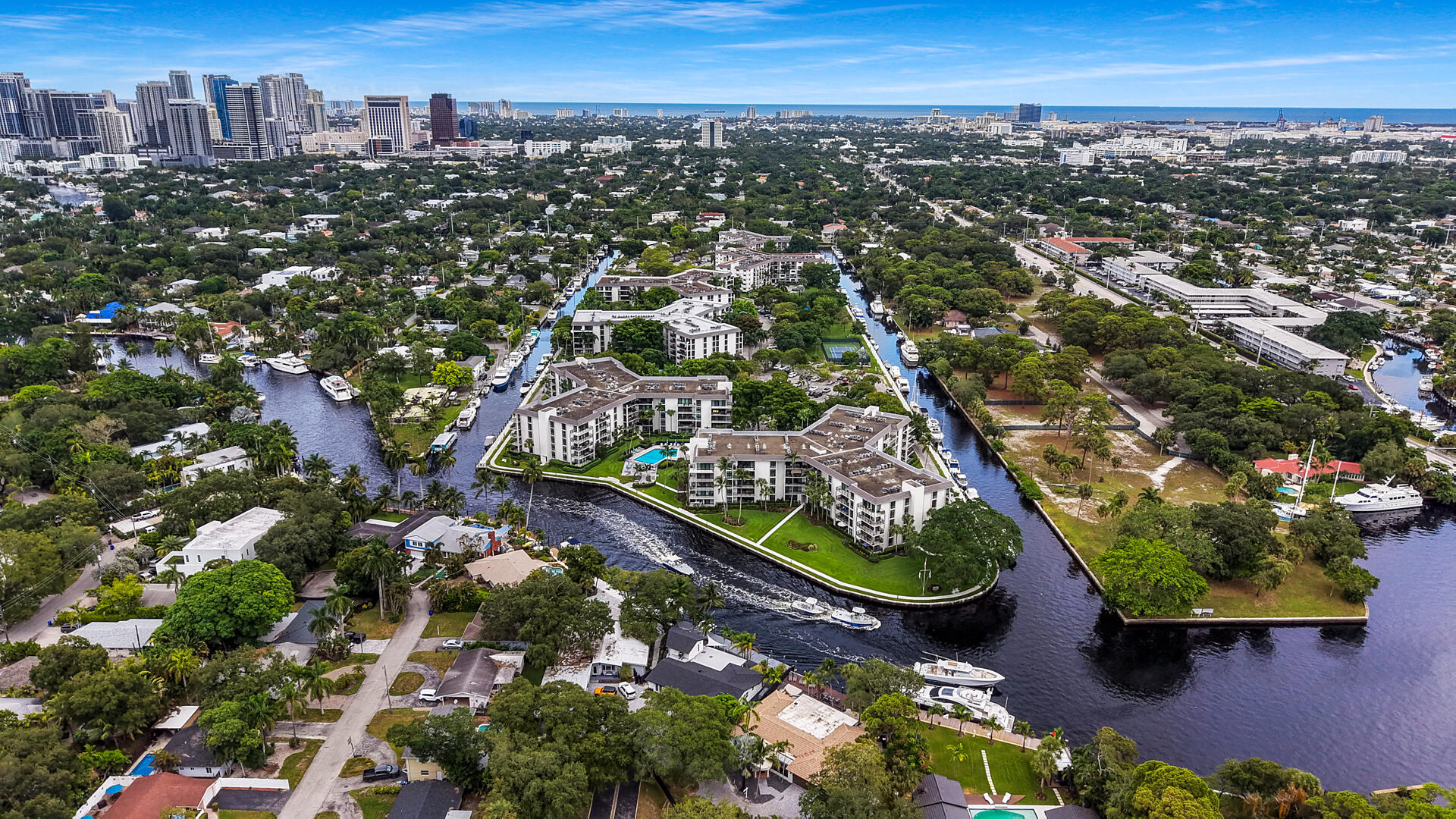 1201 River Reach Drive 202