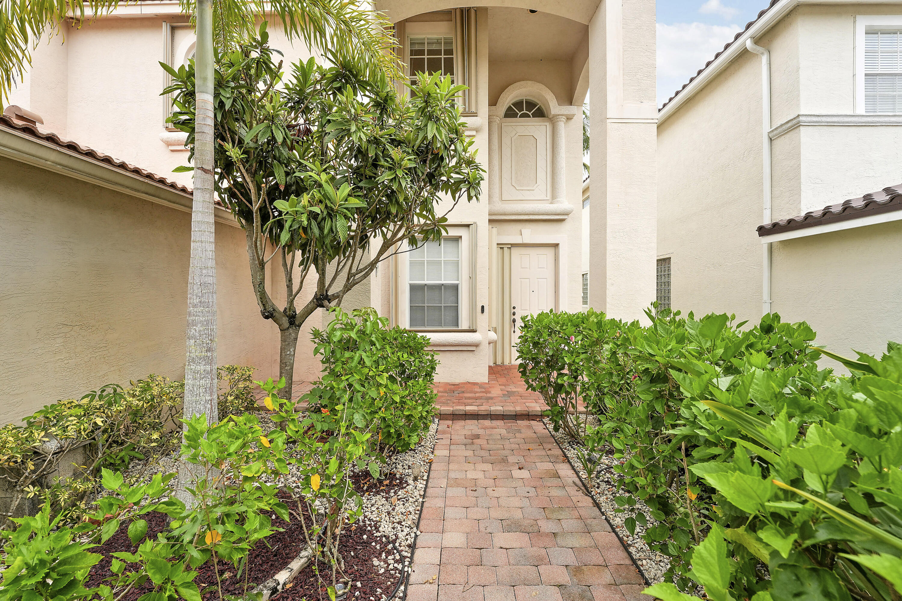 7428 Via Luria Property Photo 6