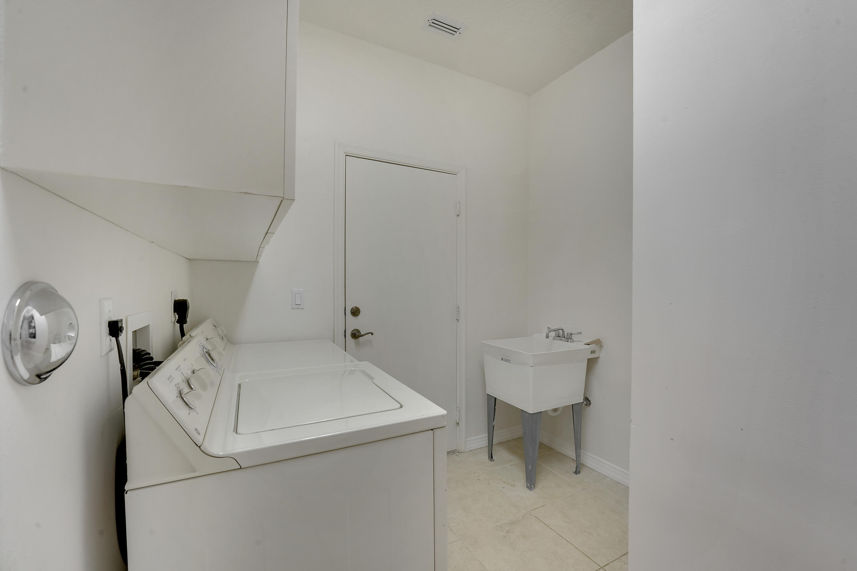 7428 Via Luria Property Photo 28