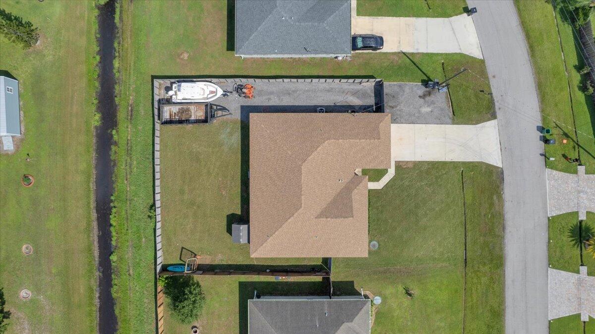 5263 Nw East Delwood Drive Property Photo 2