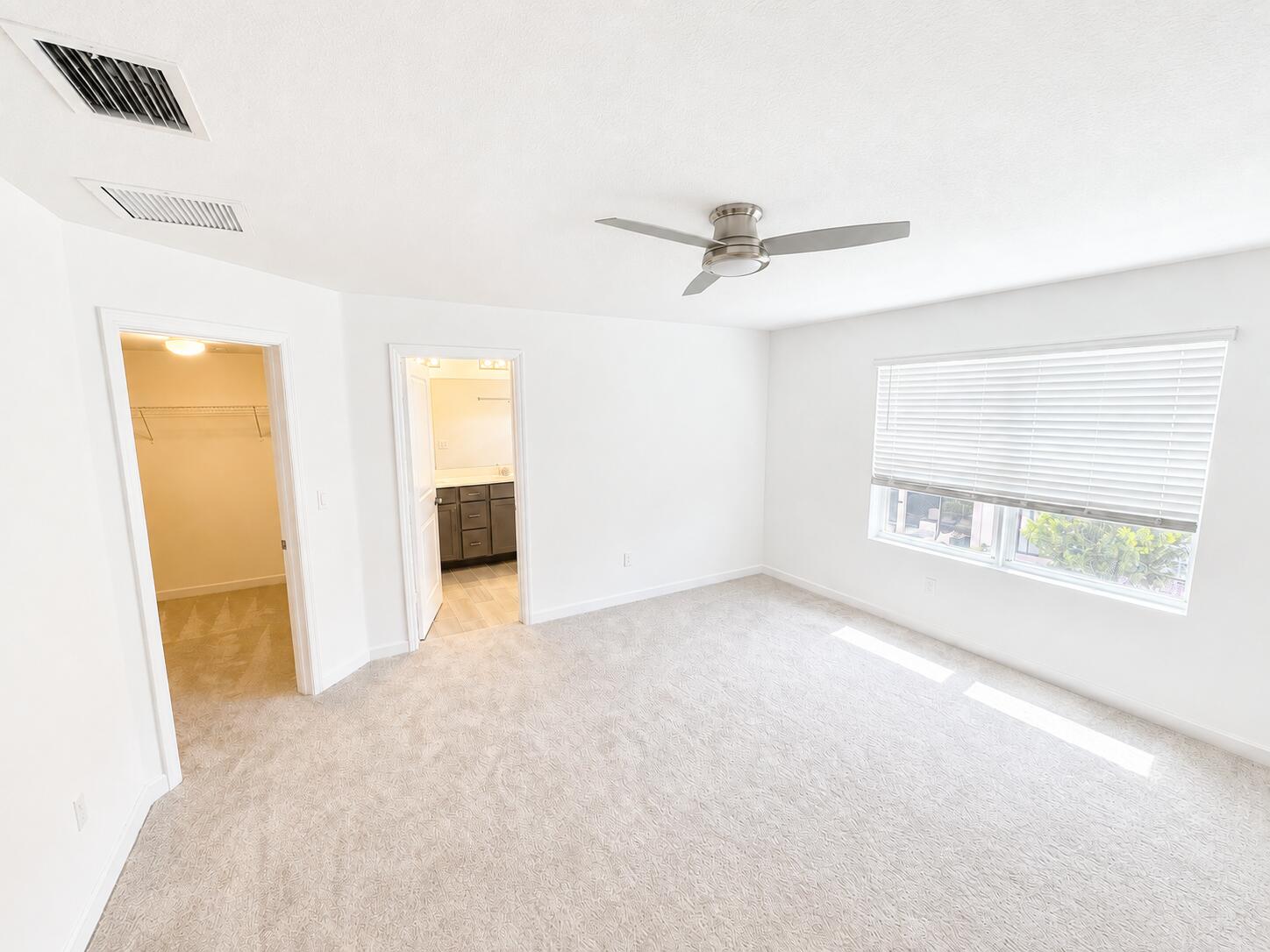 4345 Pond Lily Lane Property Photo 6