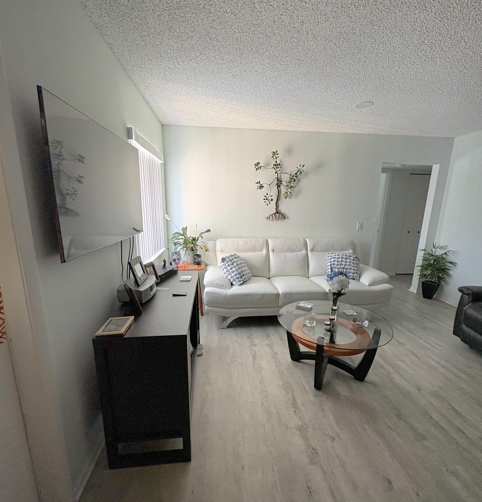 228 Pine Hov Circle A2 Property Photo 3