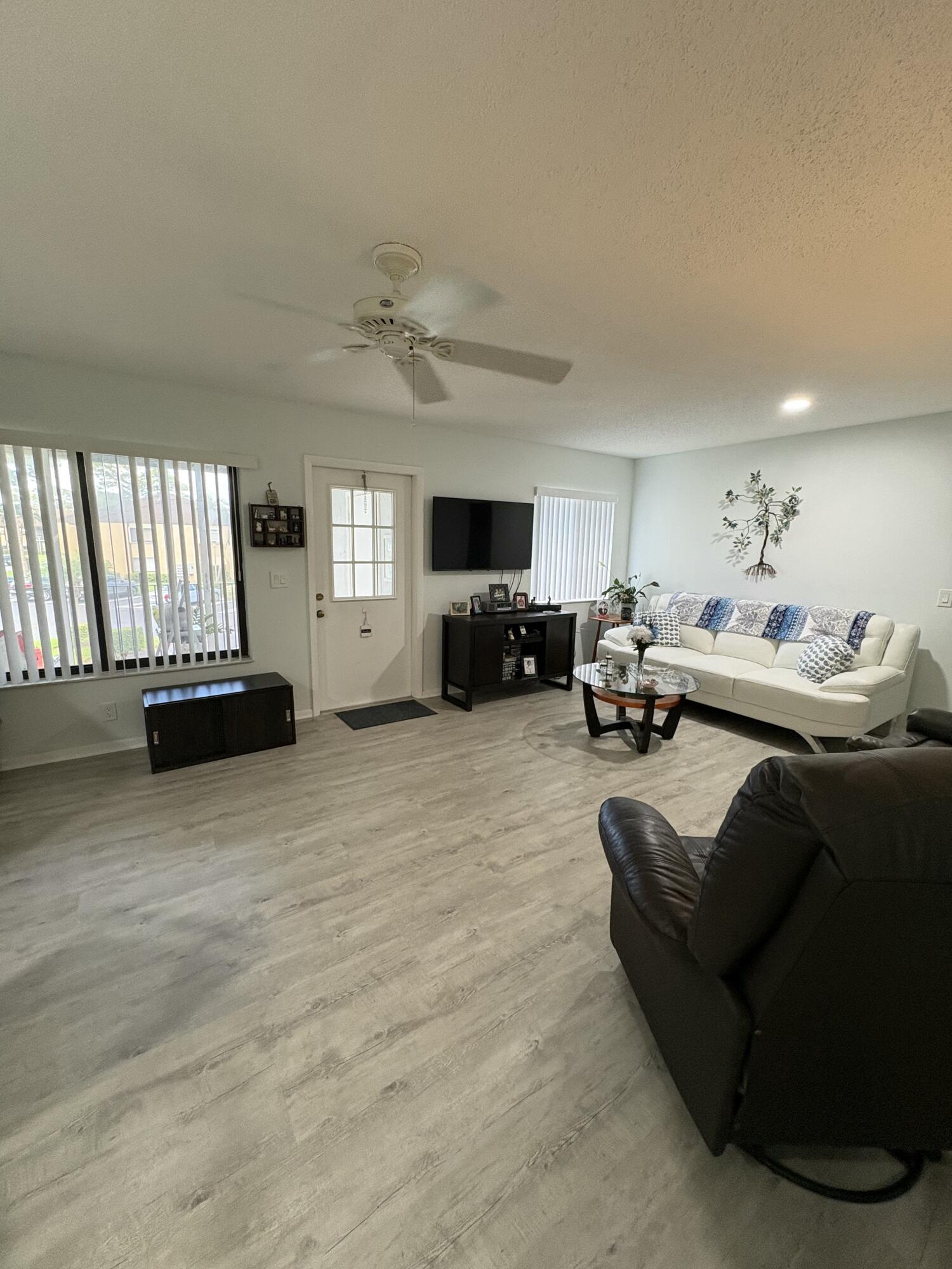 228 Pine Hov Circle A2 Property Photo 5