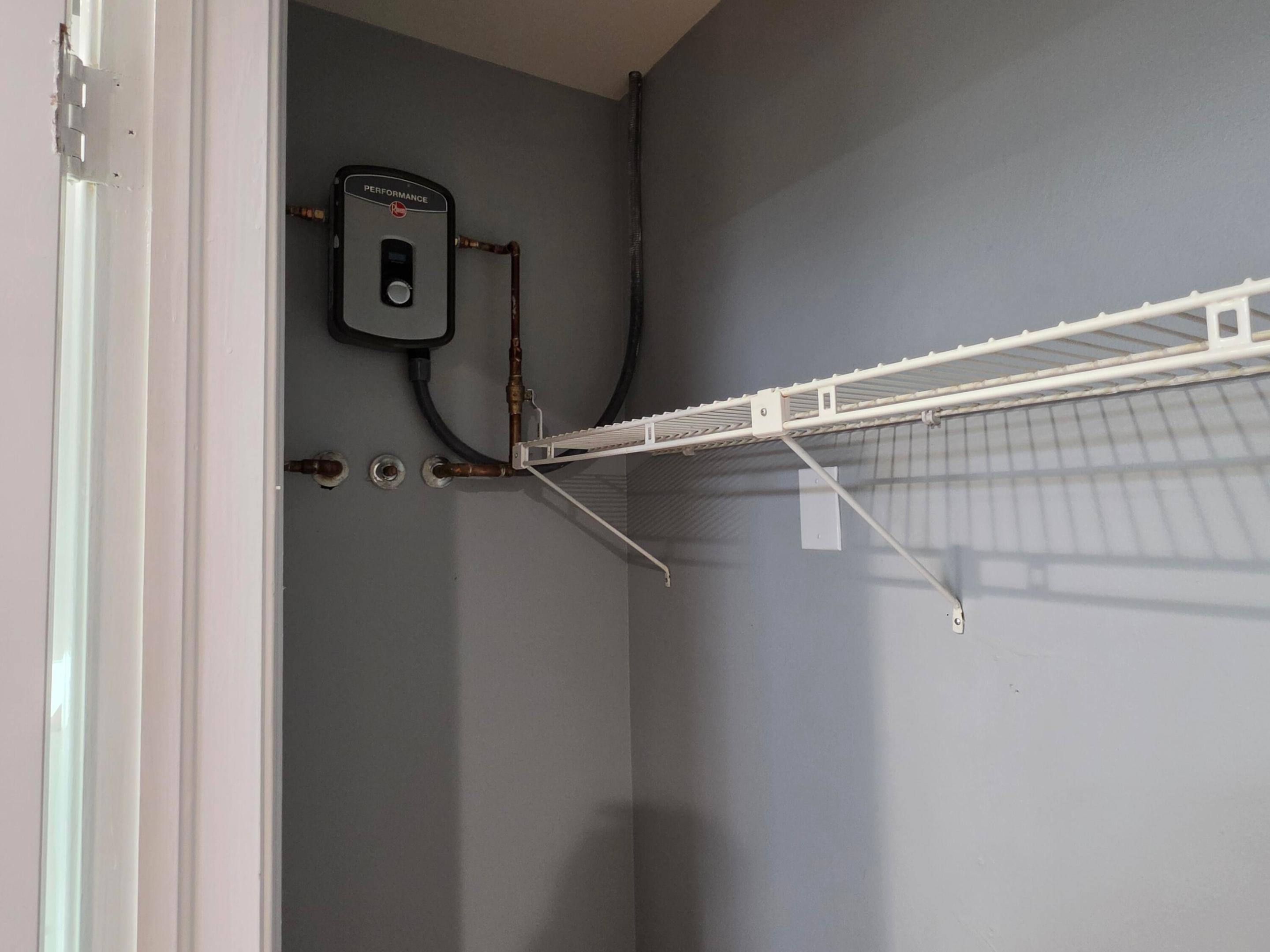 8092 Ambach Way Property Photo 8