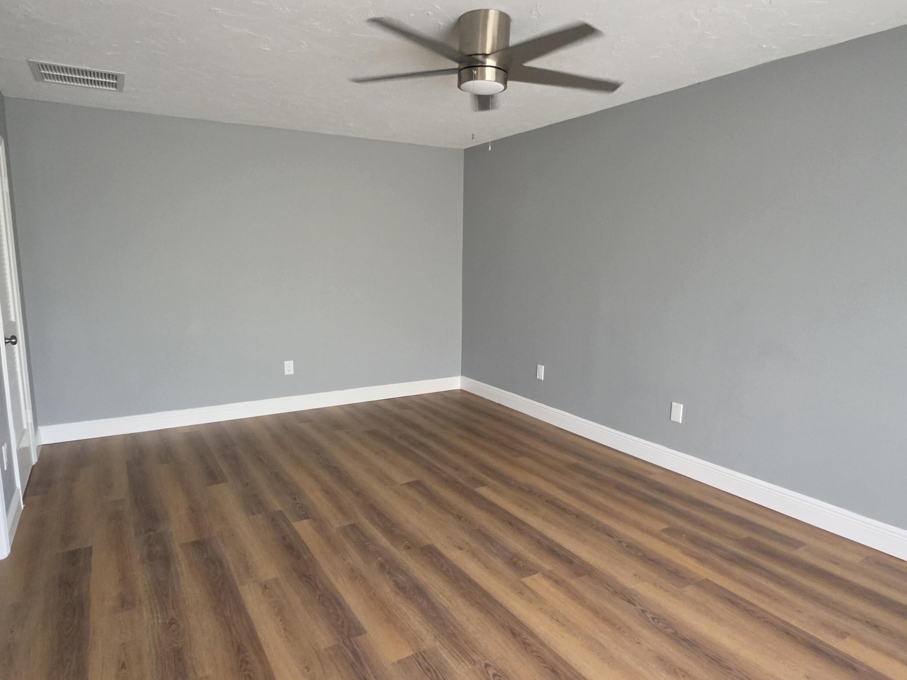 8092 Ambach Way Property Photo 12