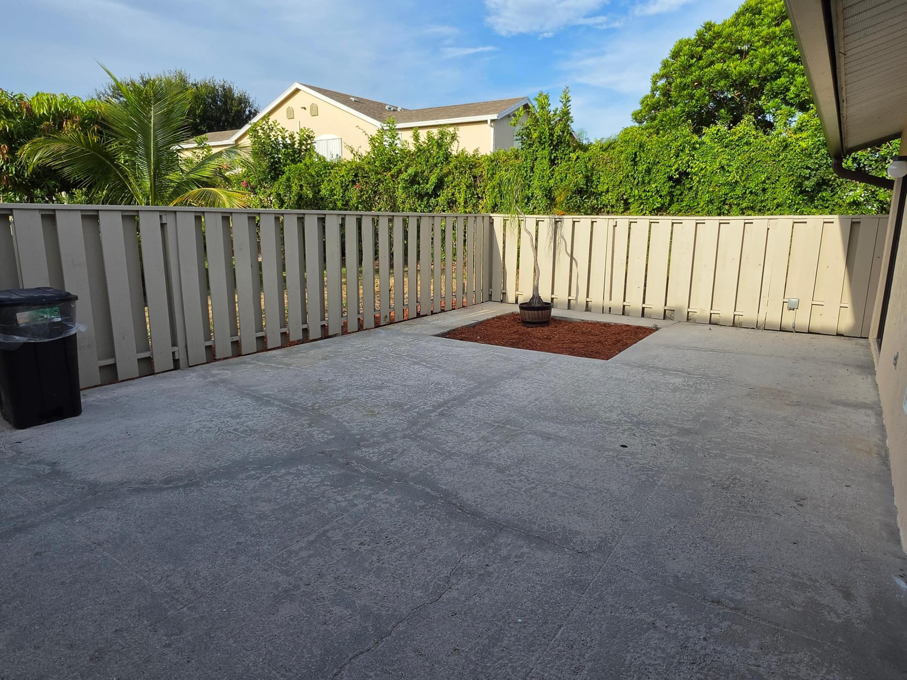8092 Ambach Way Property Photo 24