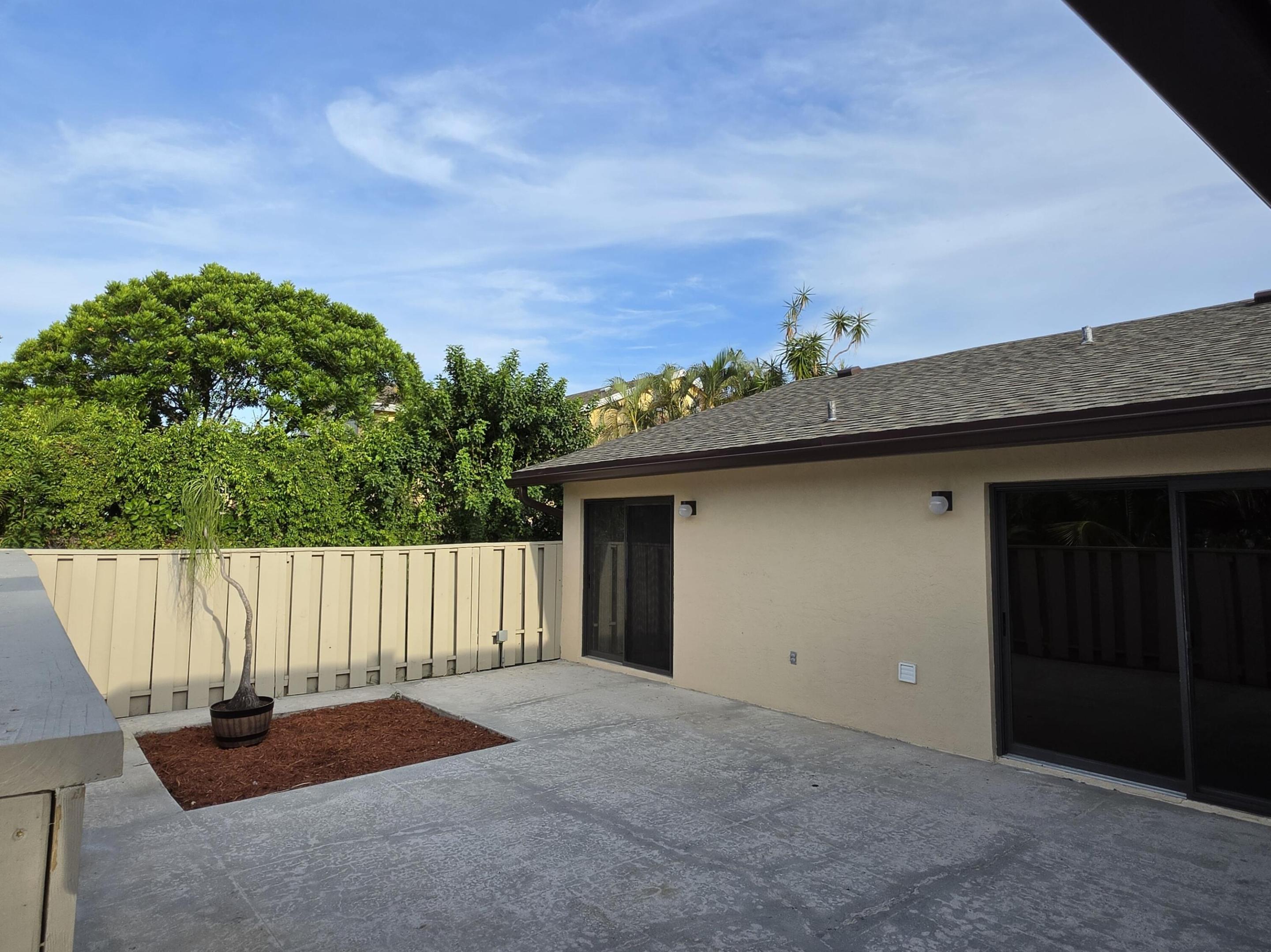 8092 Ambach Way Property Photo 25