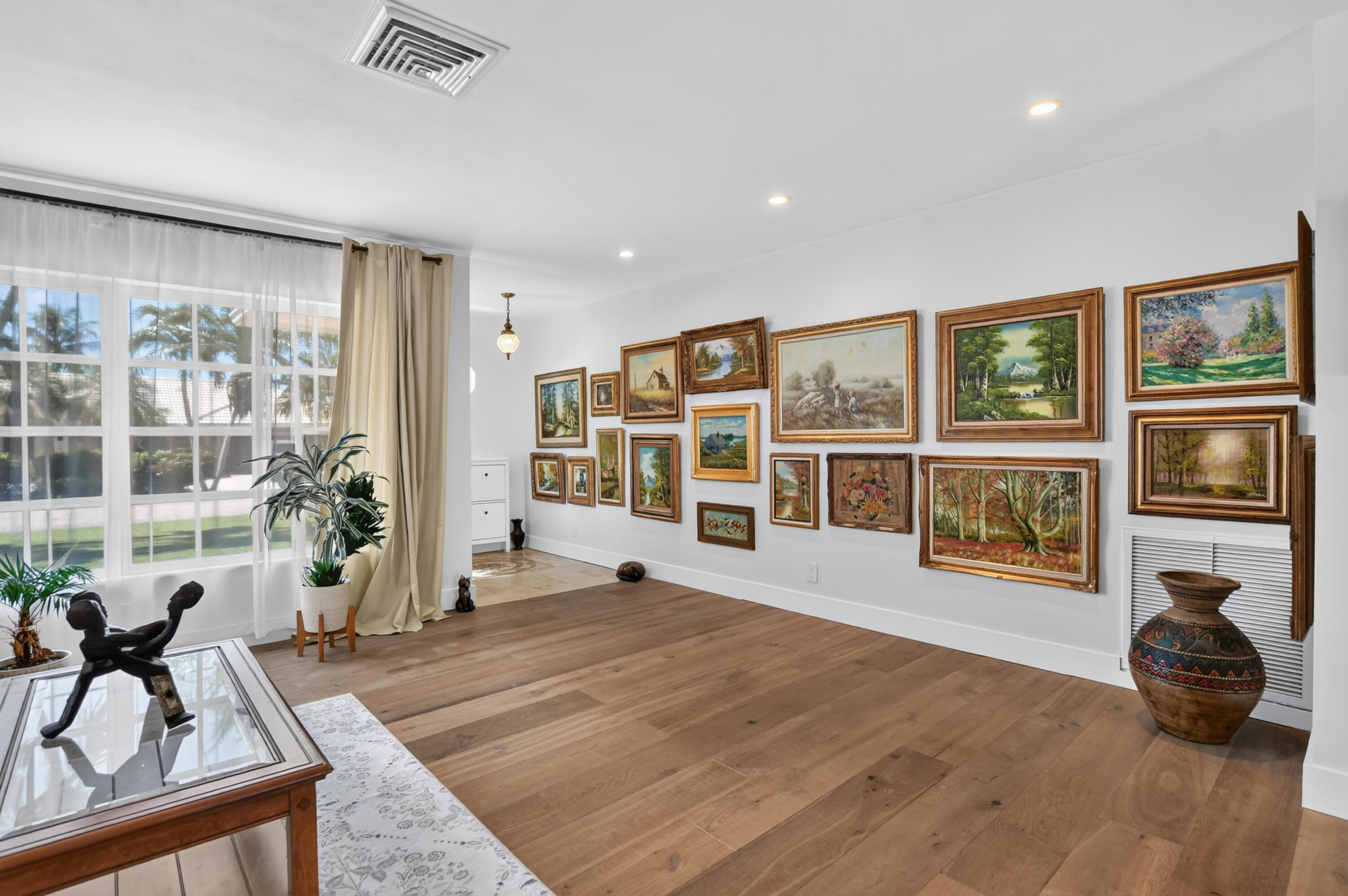 741 Berkeley Street Property Photo 3