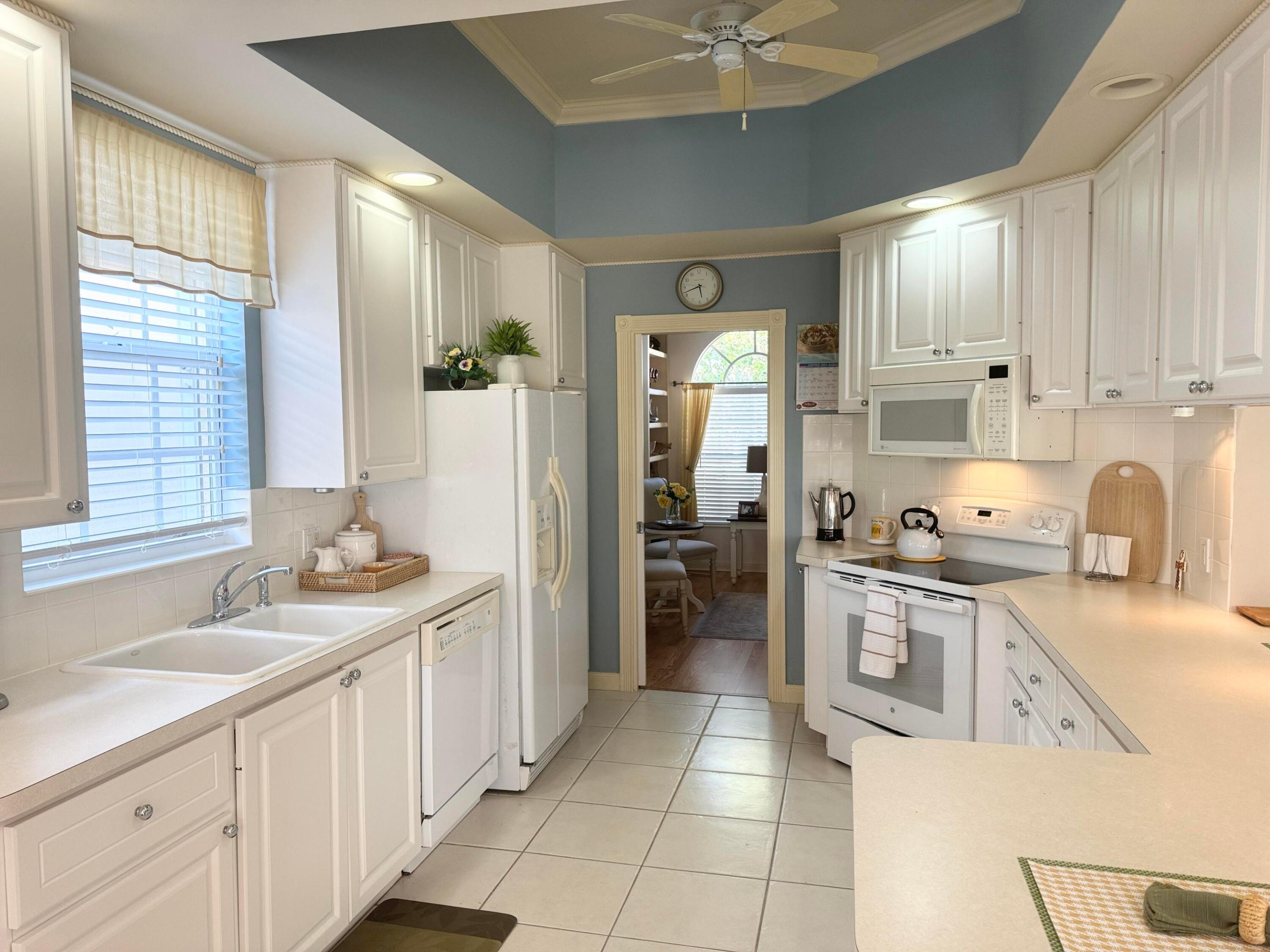 8262 Dominica Place Property Photo 11