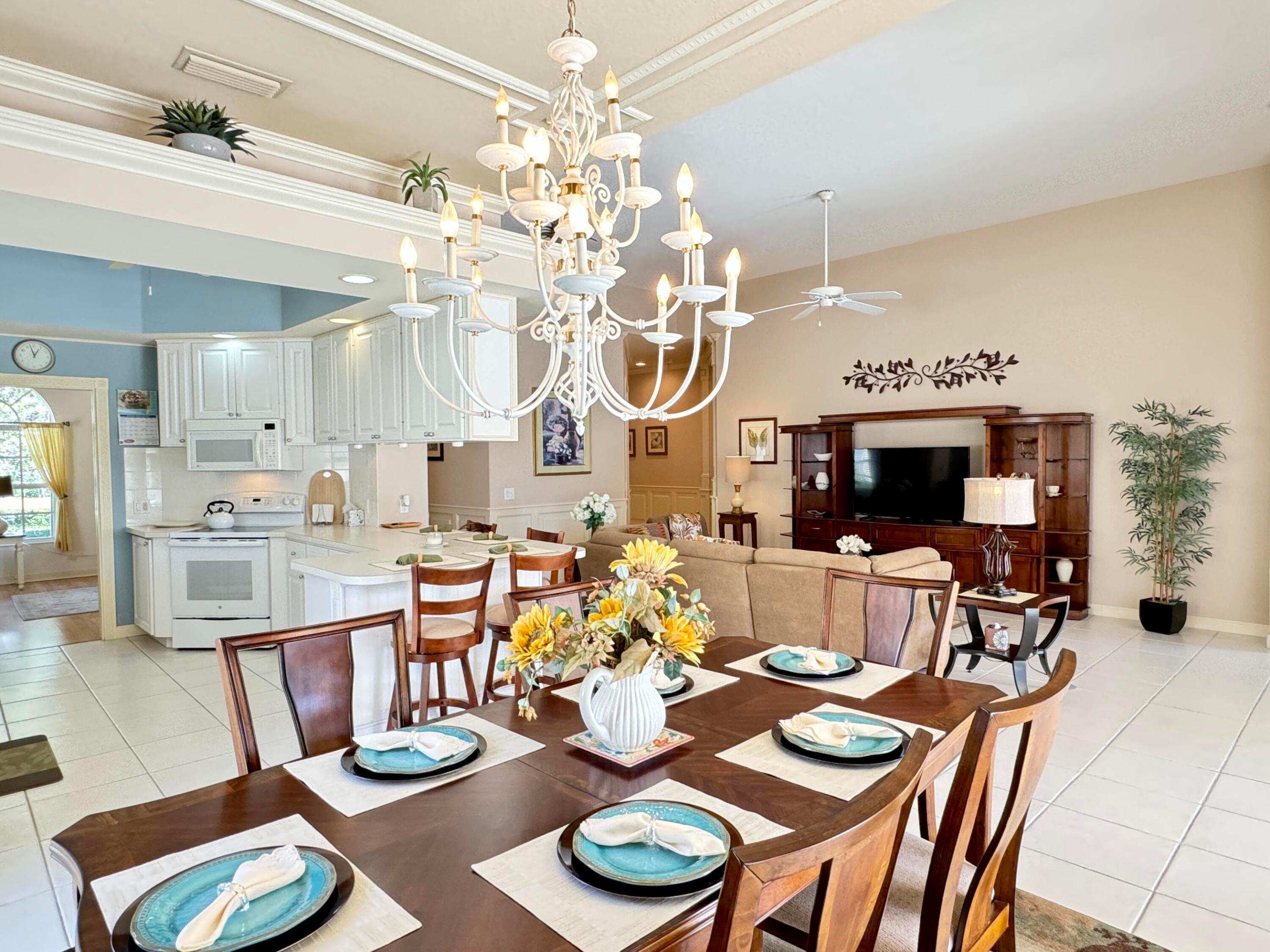 8262 Dominica Place Property Photo 14