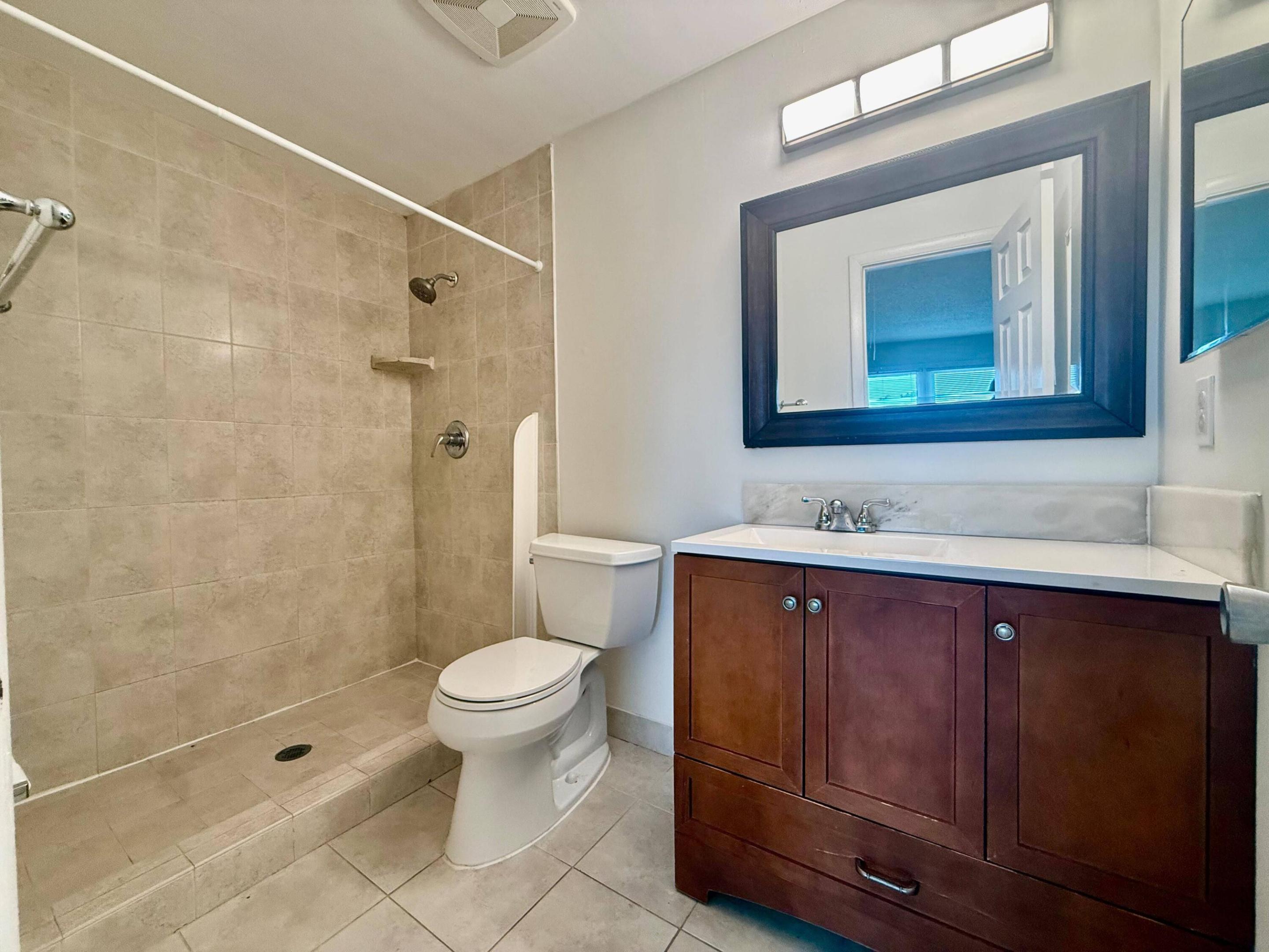 329 Gulfstream Road Property Photo 6