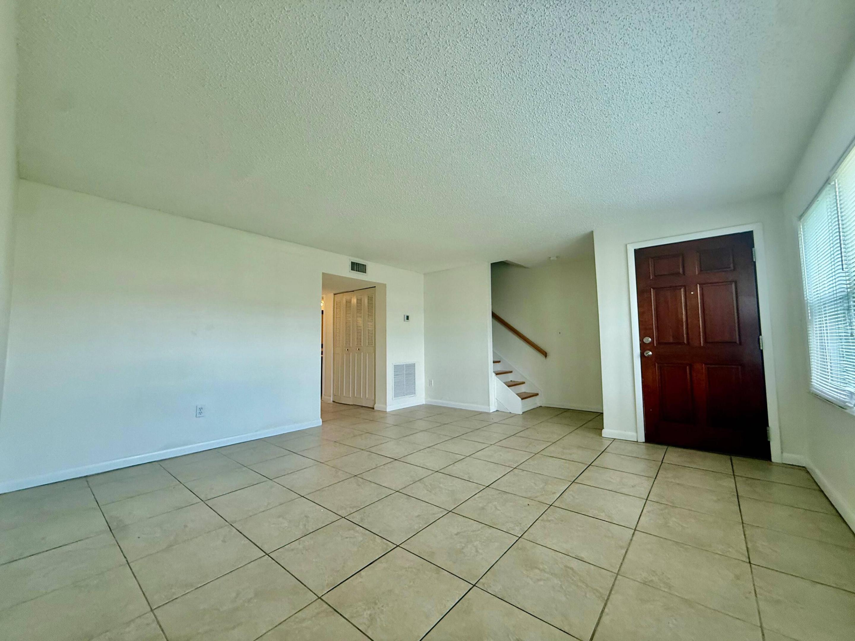 329 Gulfstream Road Property Photo 12