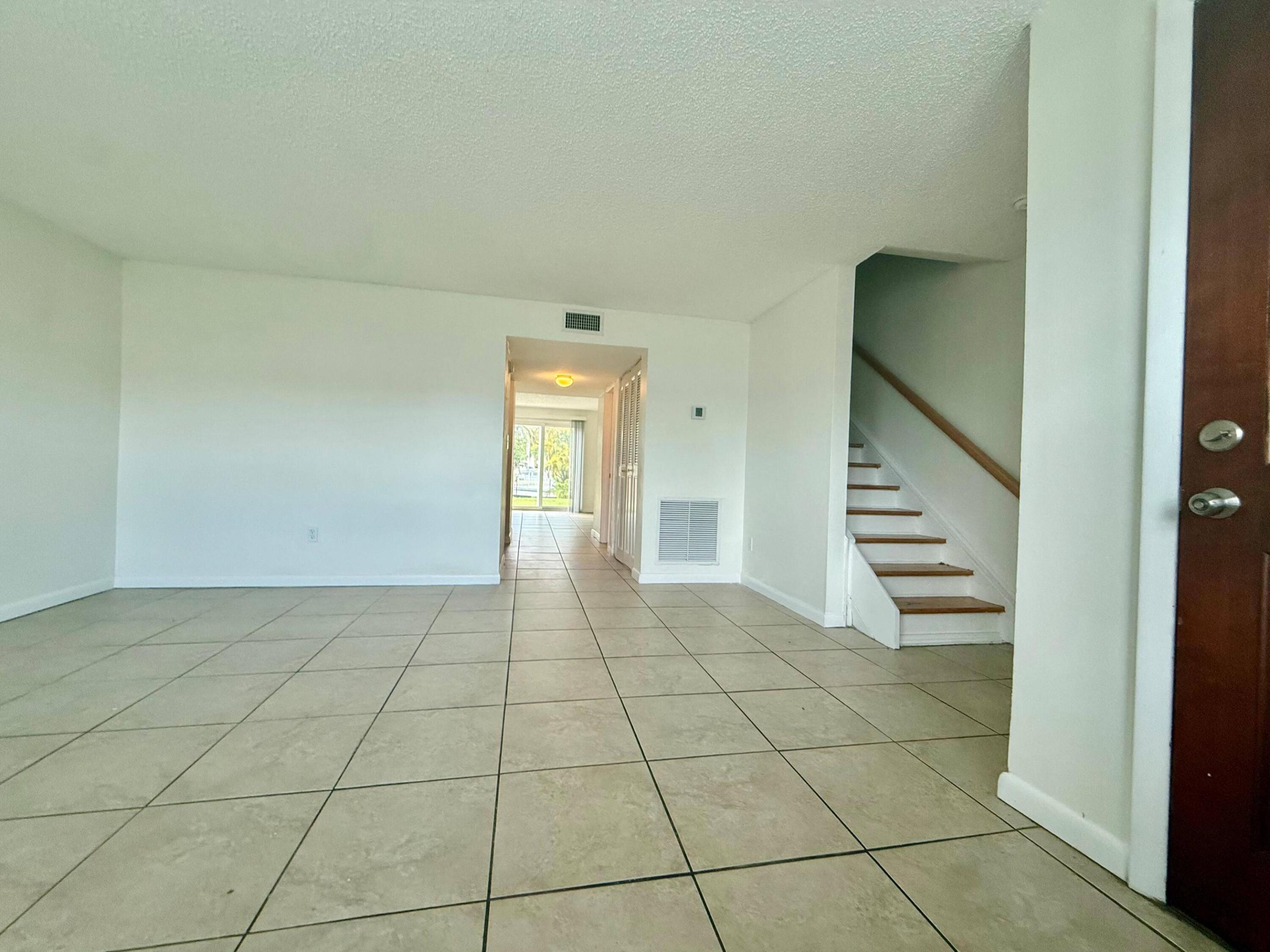 329 Gulfstream Road Property Photo 15