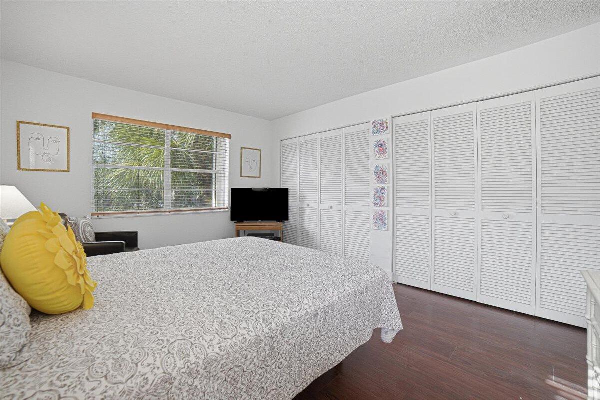 4151 Nw 90th Avenue 207 Property Photo 12
