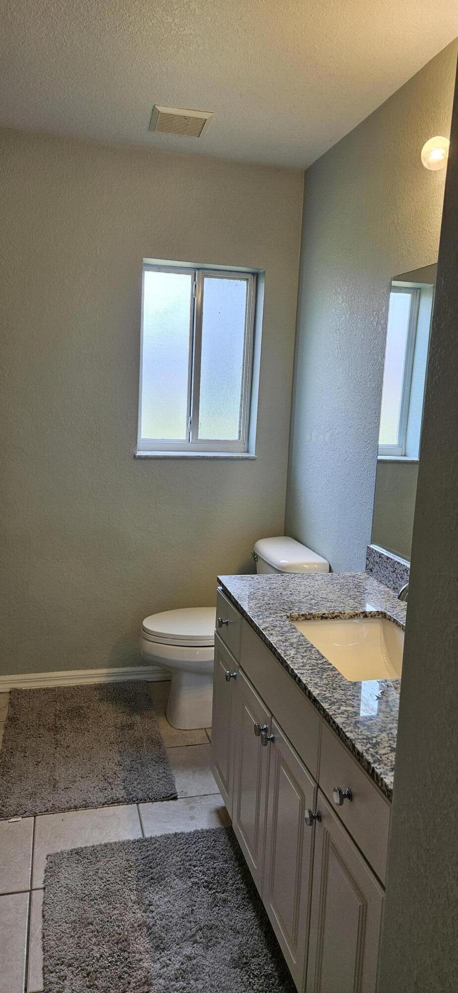 1032 Darby Drive Nw Property Photo 2