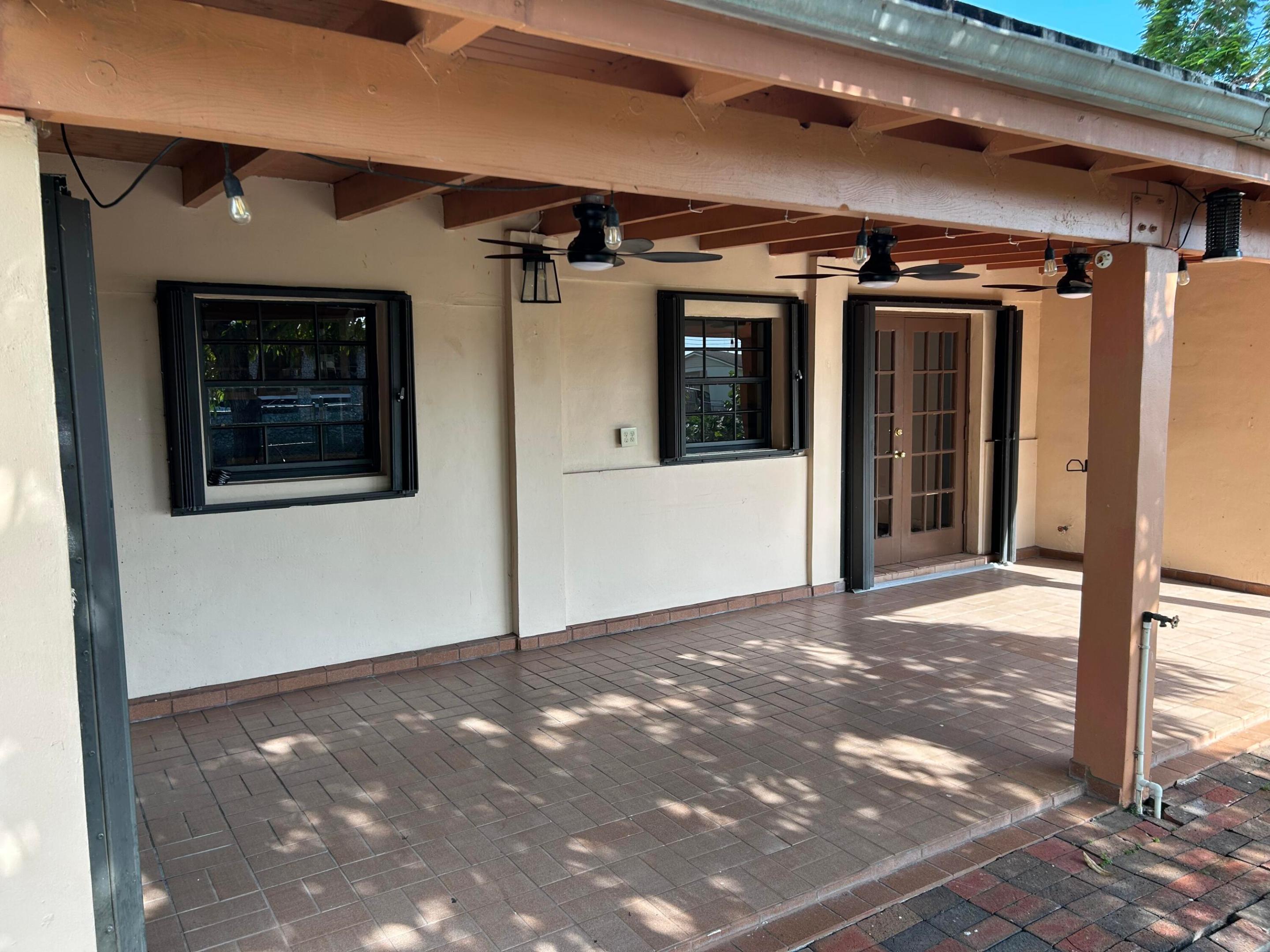 4900 Sw 103rd Place 1 Property Photo 10