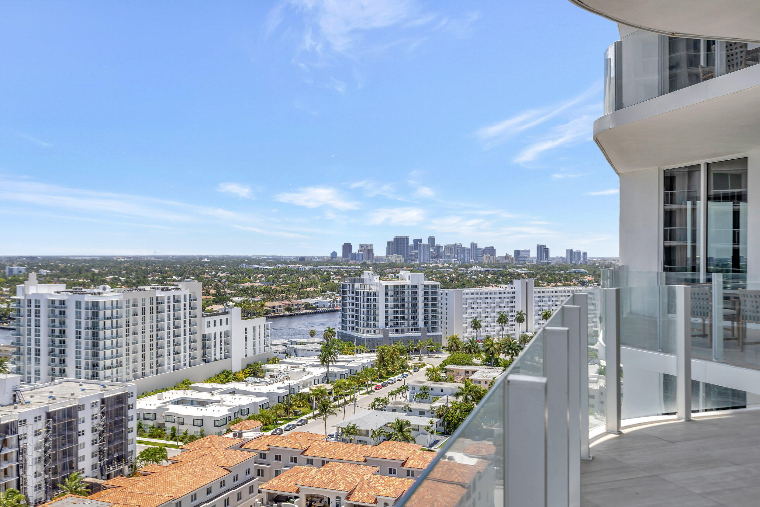 525 N Fort Lauderdale Beach Boulevard 1707 Property Photo 32