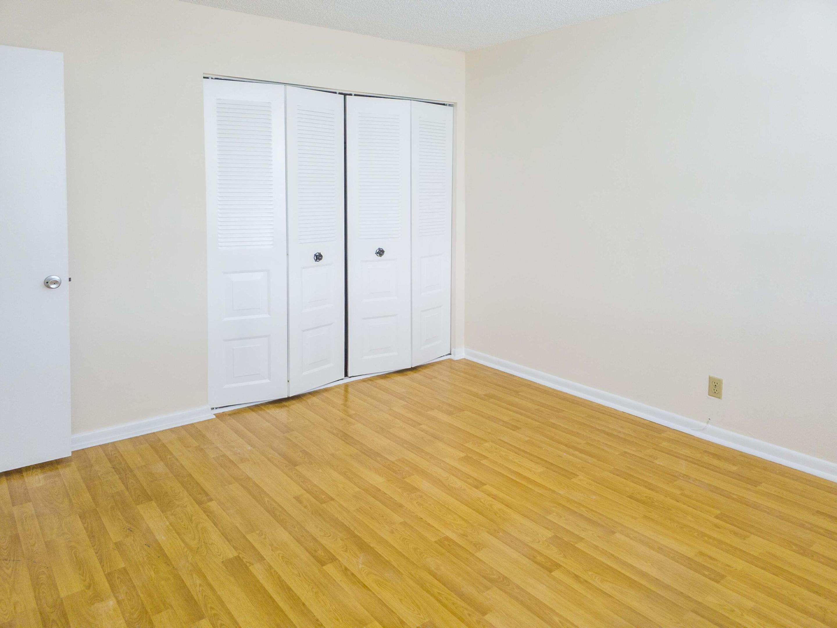 24 Abbey Lane 301 Property Photo 14