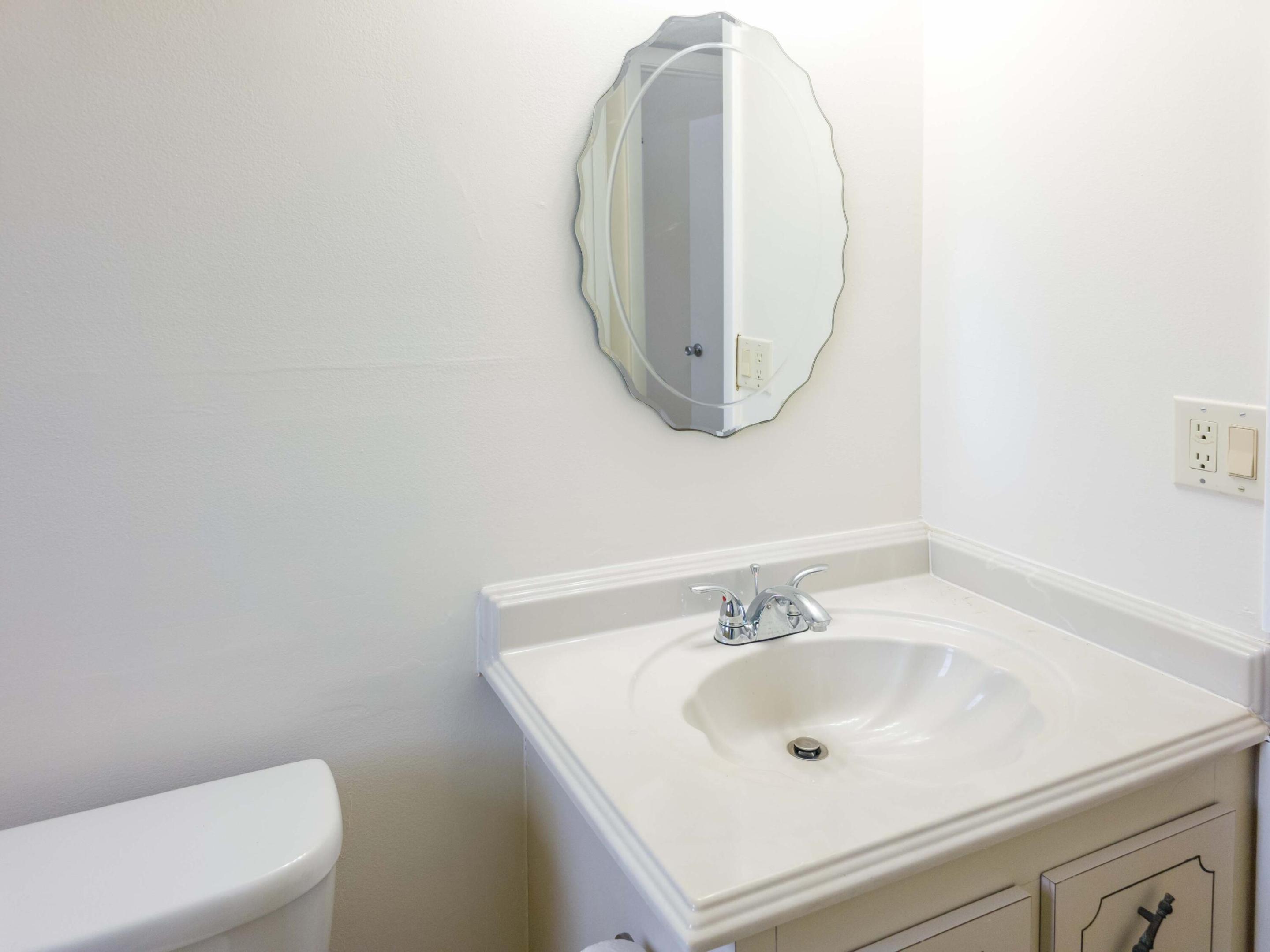 24 Abbey Lane 301 Property Photo 17
