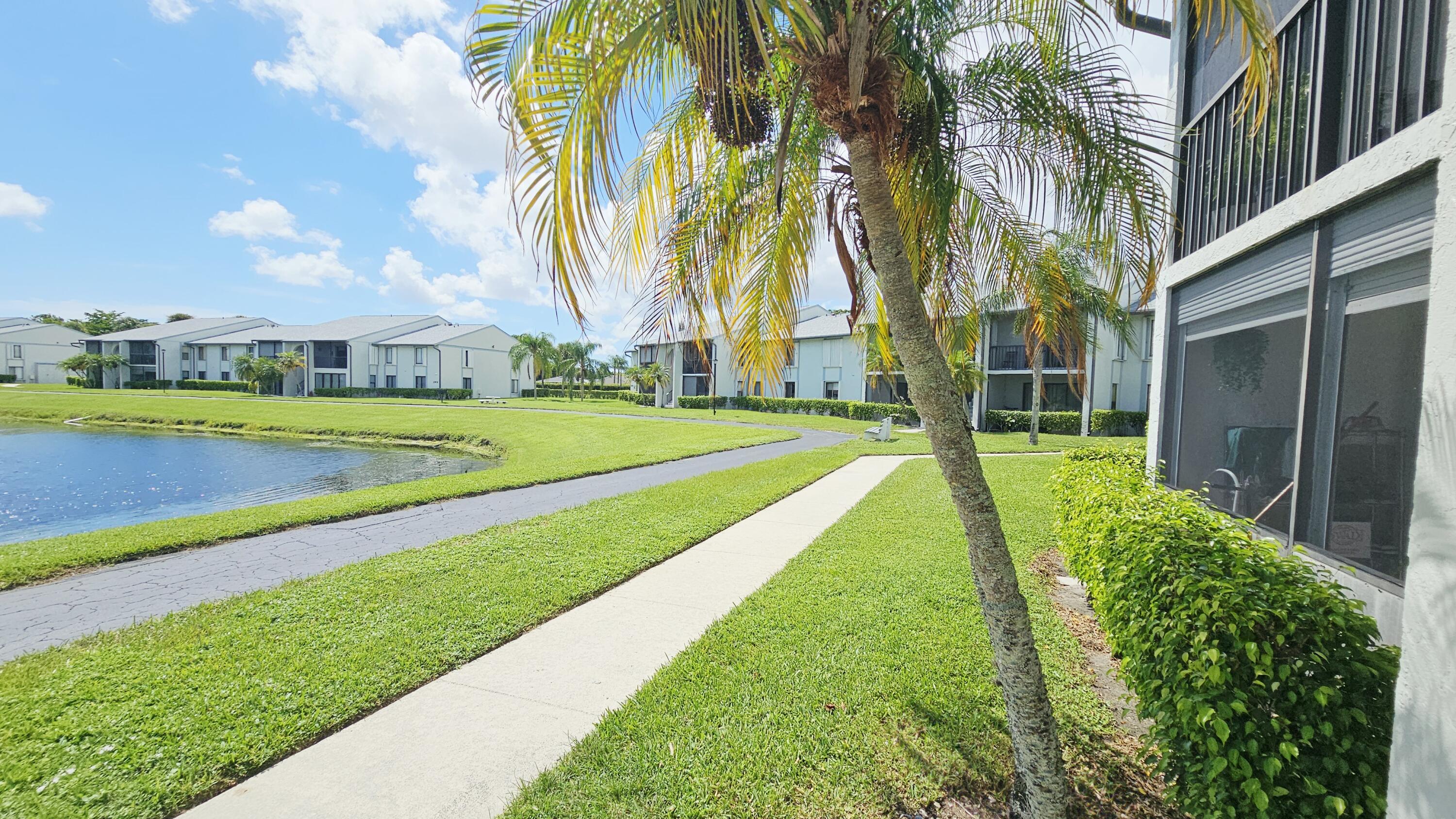 1004 Green Pine Boulevard G1 Property Photo 1