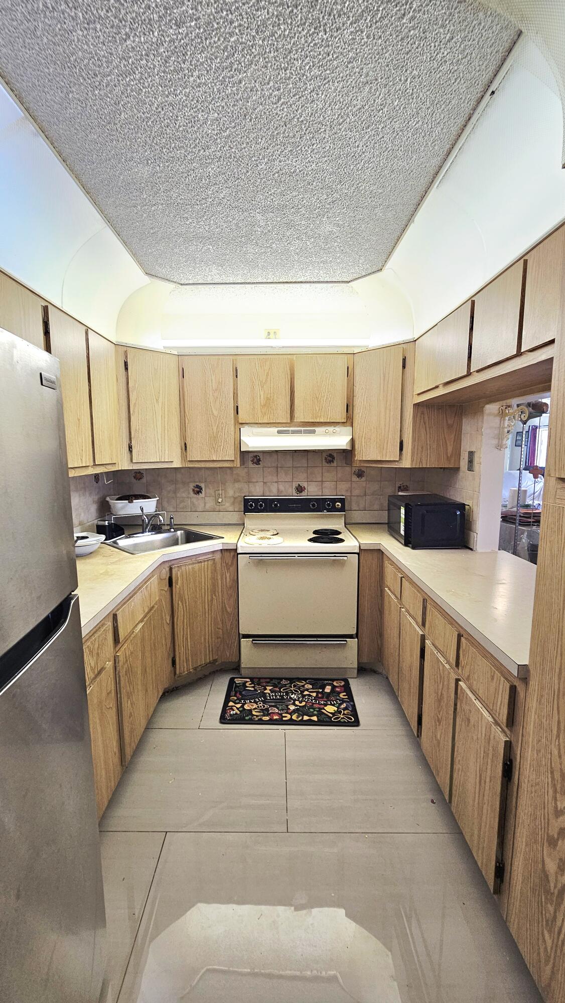 1004 Green Pine Boulevard G1 Property Photo 10