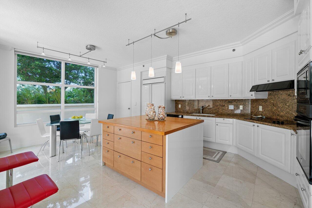3720 S Ocean Boulevard 108 Property Photo 8