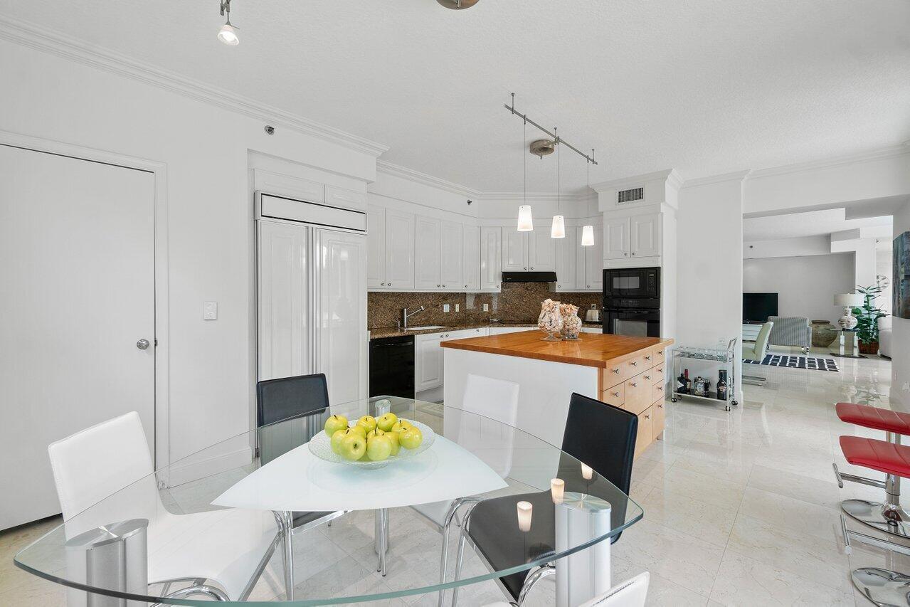 3720 S Ocean Boulevard 108 Property Photo 9