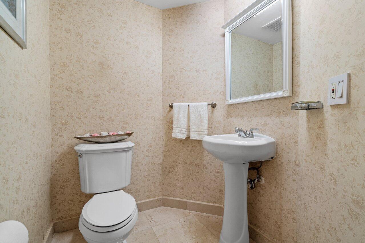 3720 S Ocean Boulevard 108 Property Photo 27