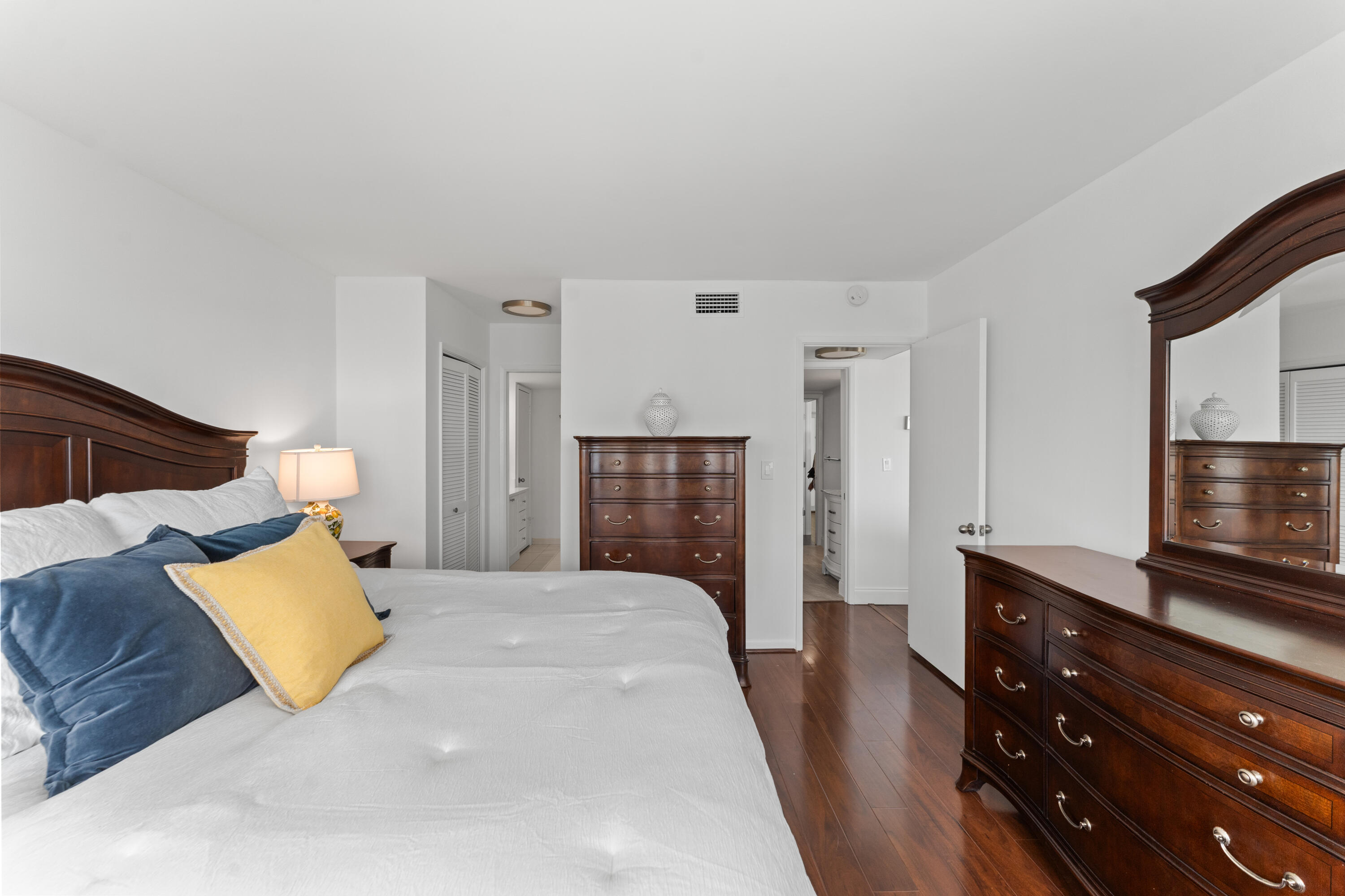 1630 N Ocean Boulevard 1011 Property Photo 11