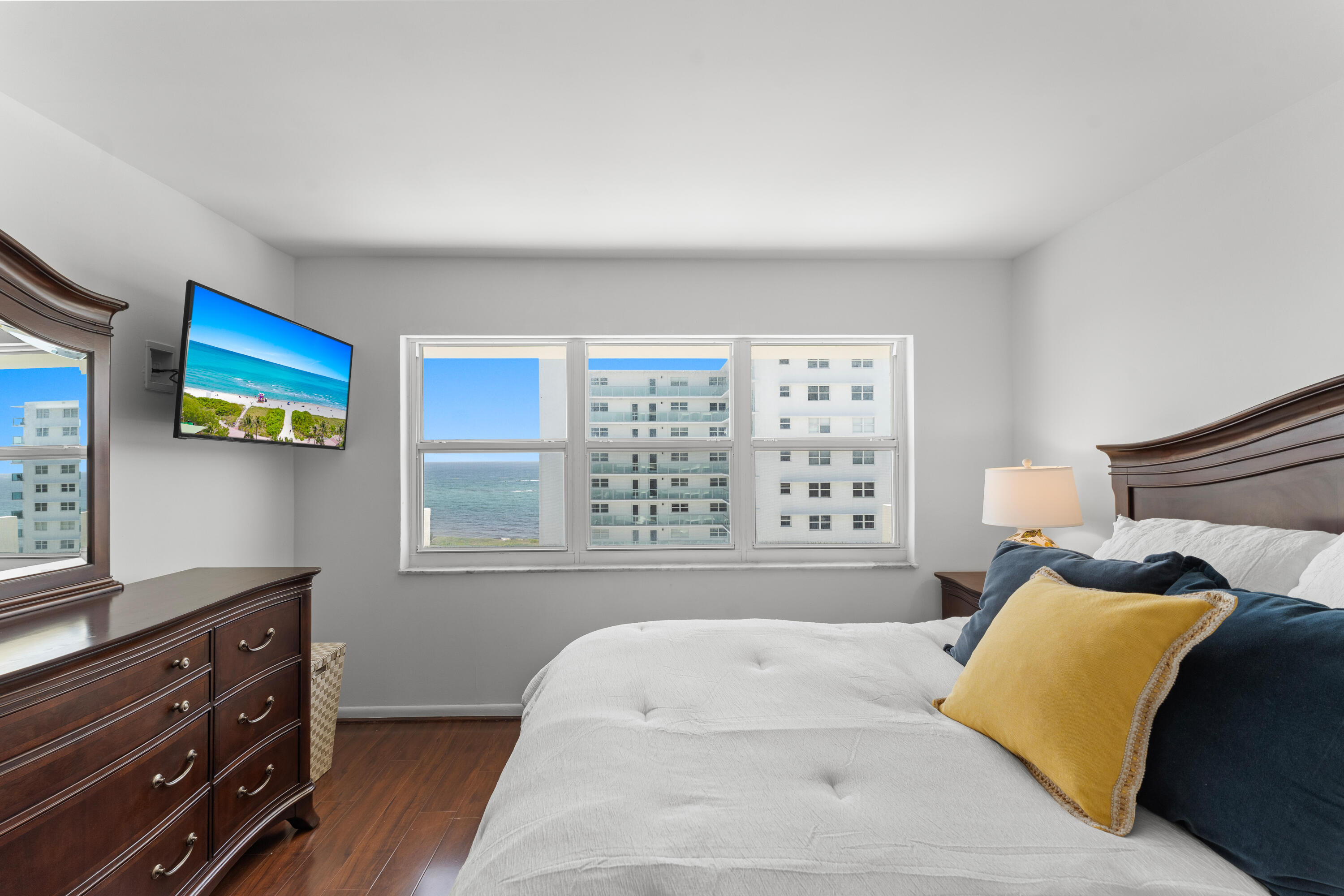 1630 N Ocean Boulevard 1011 Property Photo 19