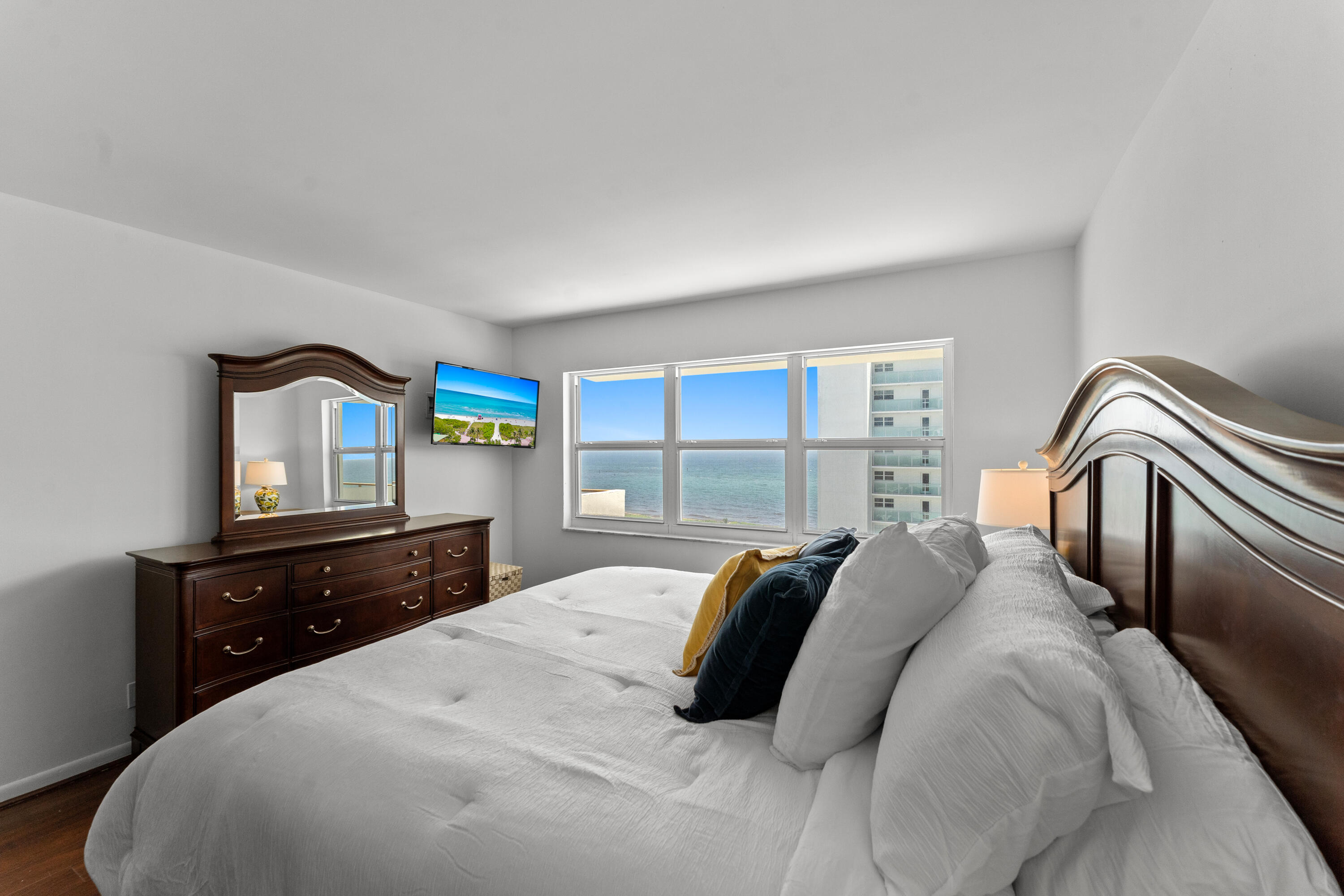 1630 N Ocean Boulevard 1011 Property Photo 21