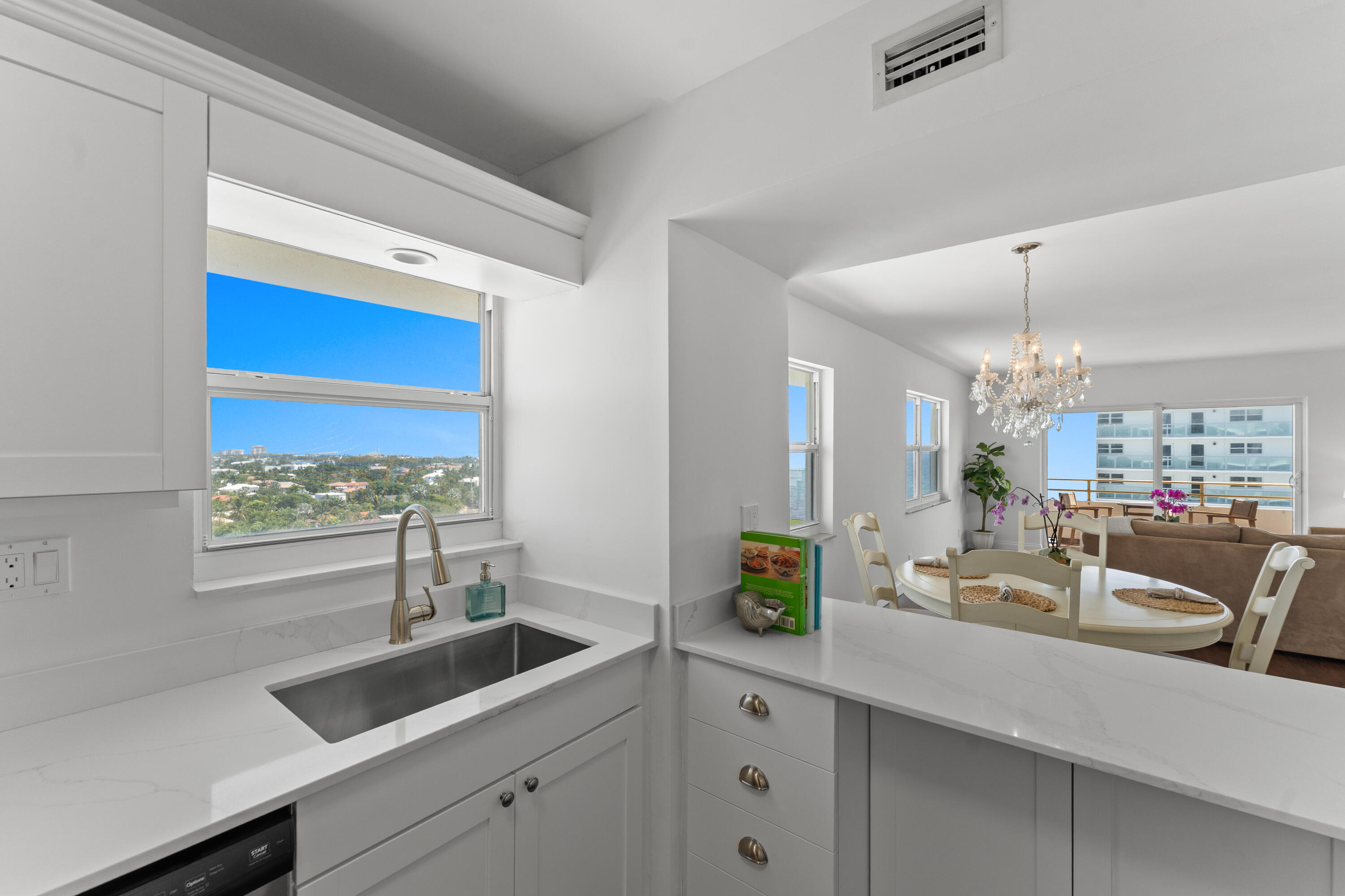 1630 N Ocean Boulevard 1011 Property Photo 36